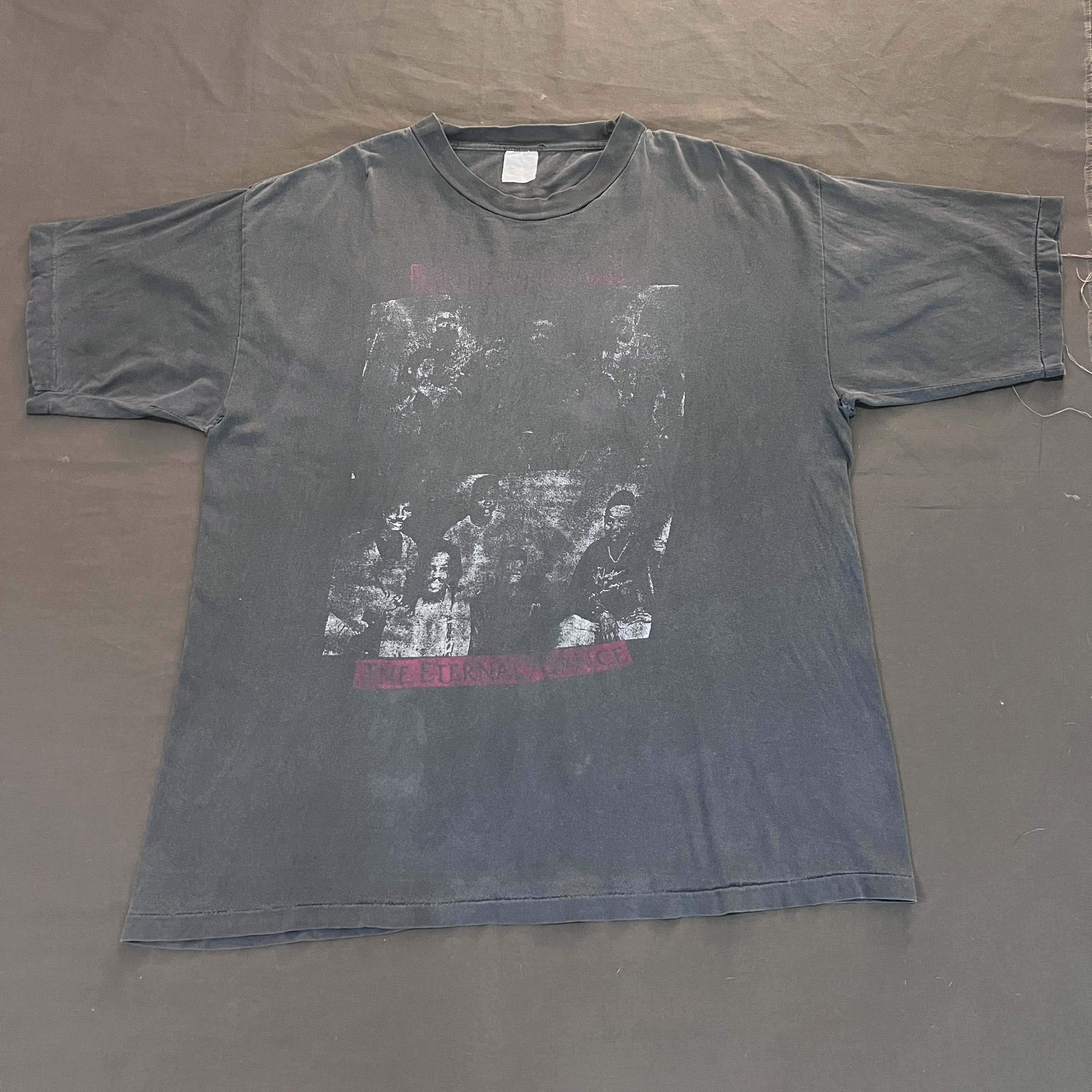 Band Tees Vintage 90s Earth Wind Fire The Eternal Dance Tee XL Faded Size US XL / EU 56 / 4 - 5 Thumbnail