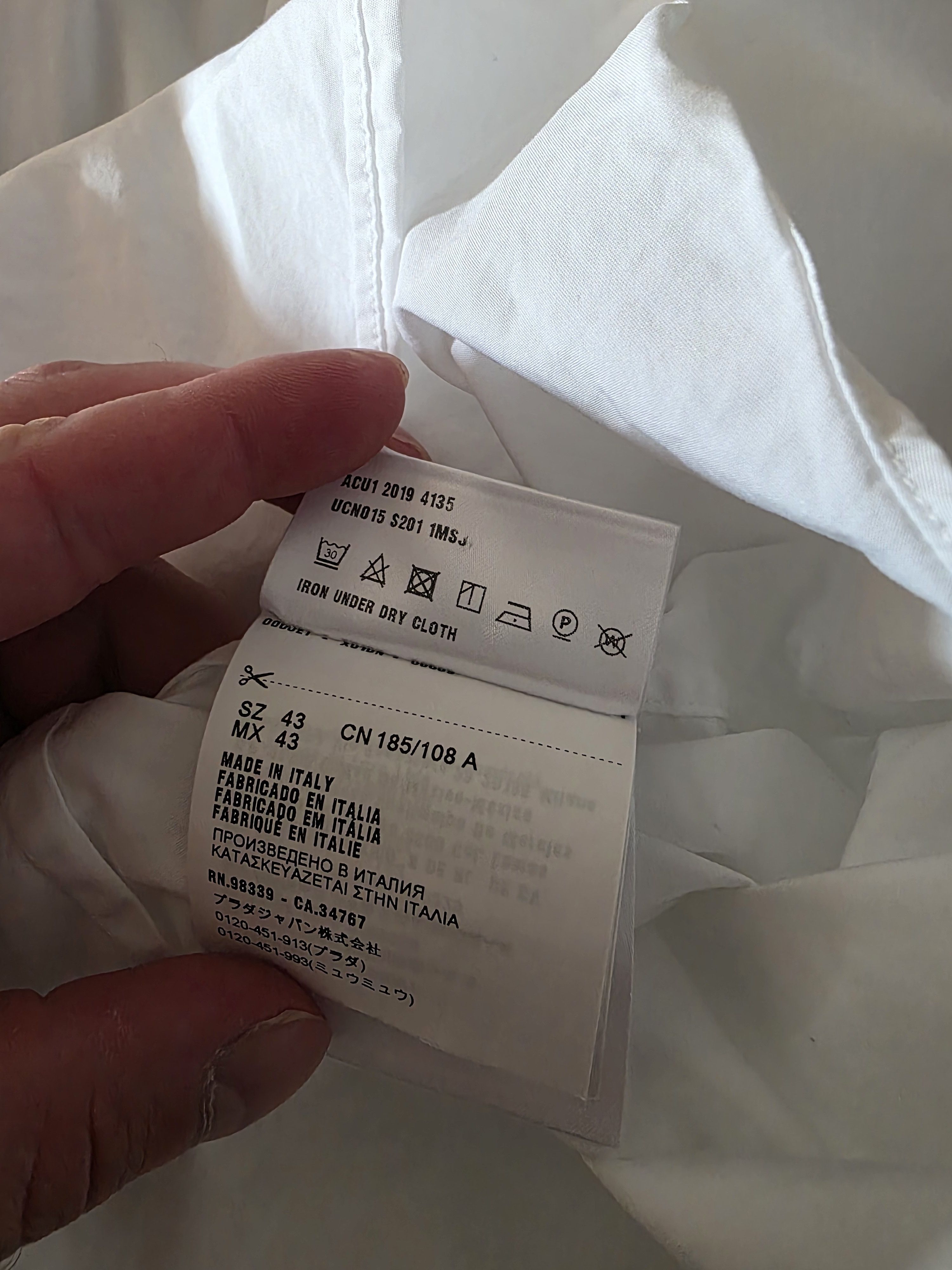 Prada Prada White Poplin Shirt Size 43 / 17 Size US L / EU 52-54 / 3 - 8 Thumbnail