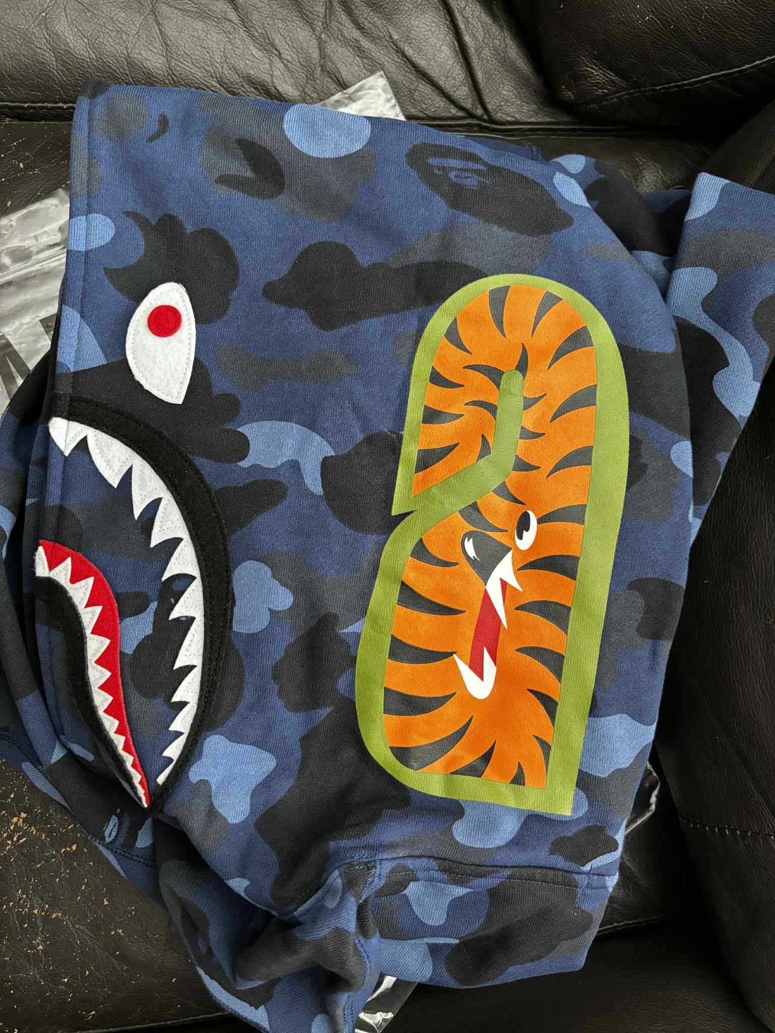 Bape A Bathing Ape Colour Camo Shark Pullover Hoodie Blue Size US XL / EU 56 / 4 - 3 Thumbnail