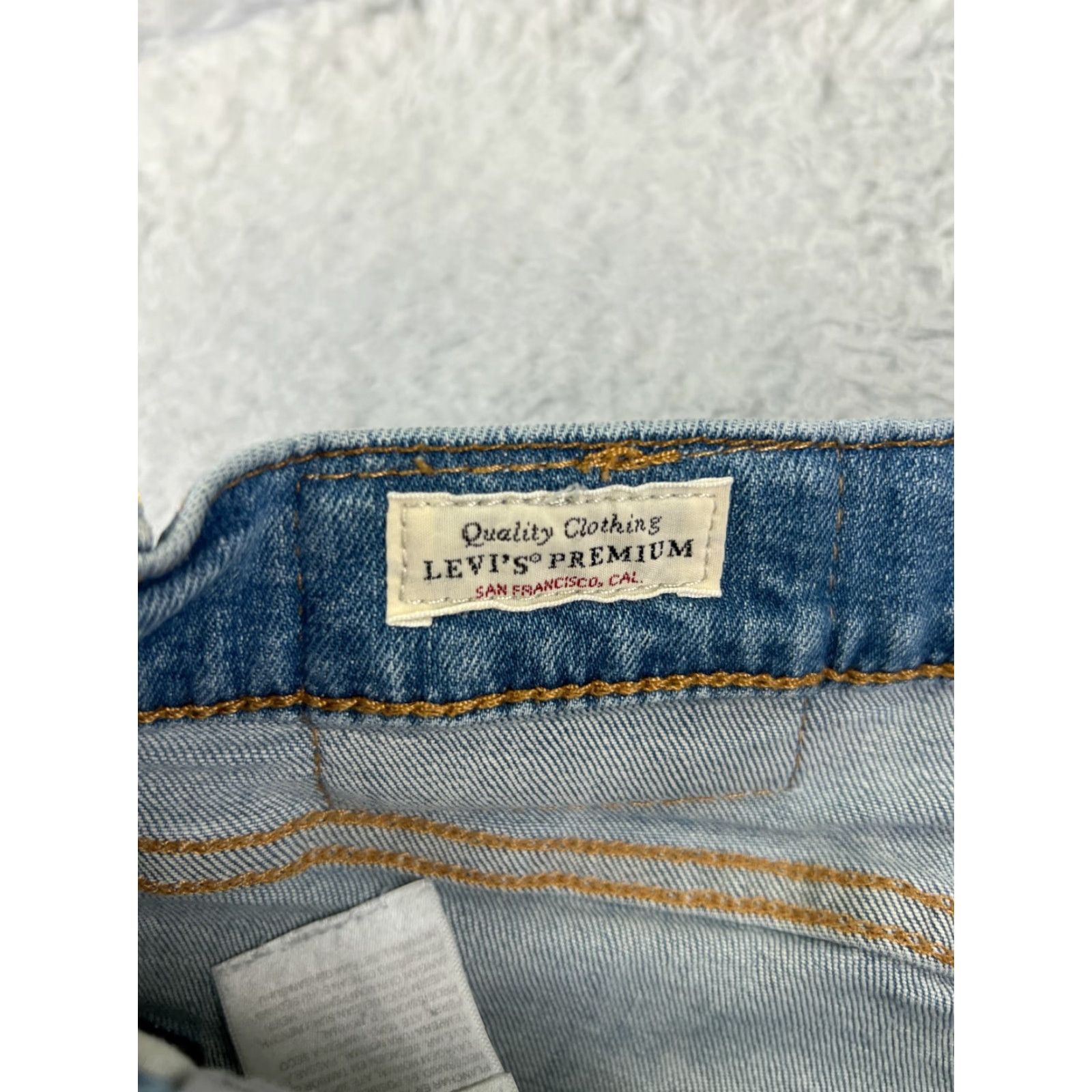 Levi's Levis Jeans Men 32 Blue Denim 511 Slim Fit 5-Pocket Cotton Blend Regular Inseam 29" Mid Rise Cotton Denim Read Read Size US 32 / EU 48 - 6 Thumbnail