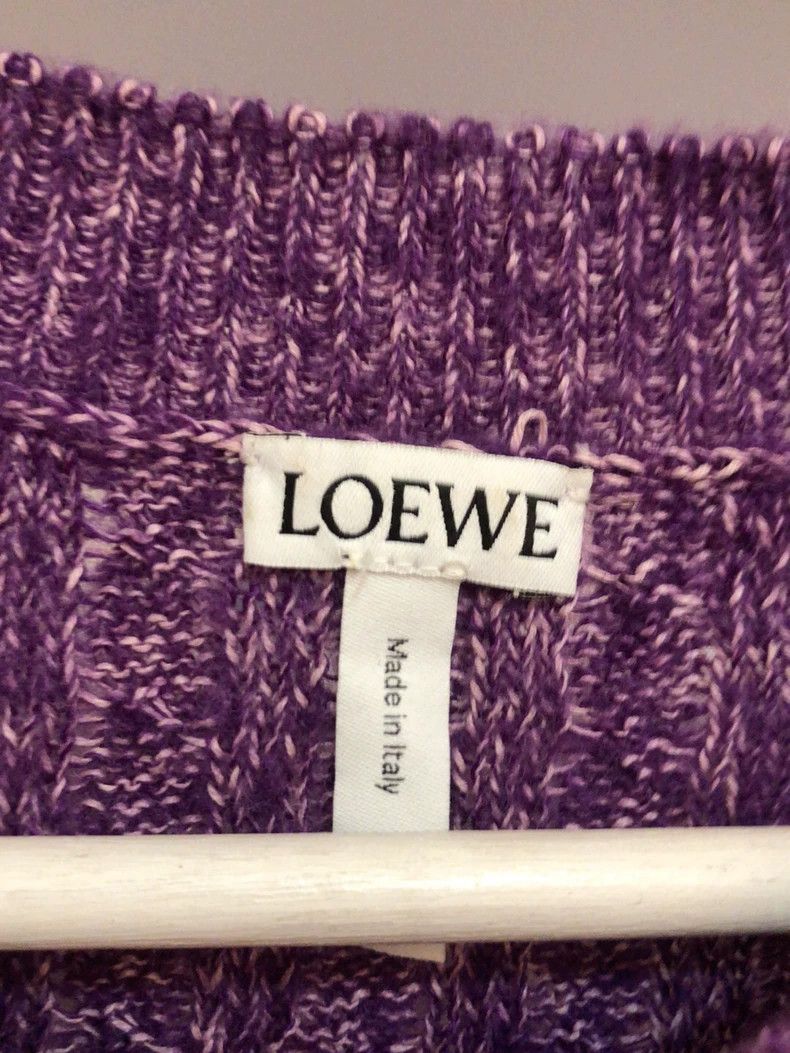 Loewe LOEWE woollen sweater, Size M / US 6-8 / IT 42-44 - 2 Thumbnail