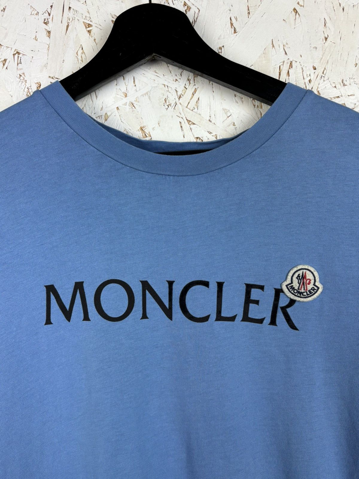Moncler Moncler Blue Flocked T-Shirt Cobalt Blue XL Size US XL / EU 56 / 4 - 2 Thumbnail