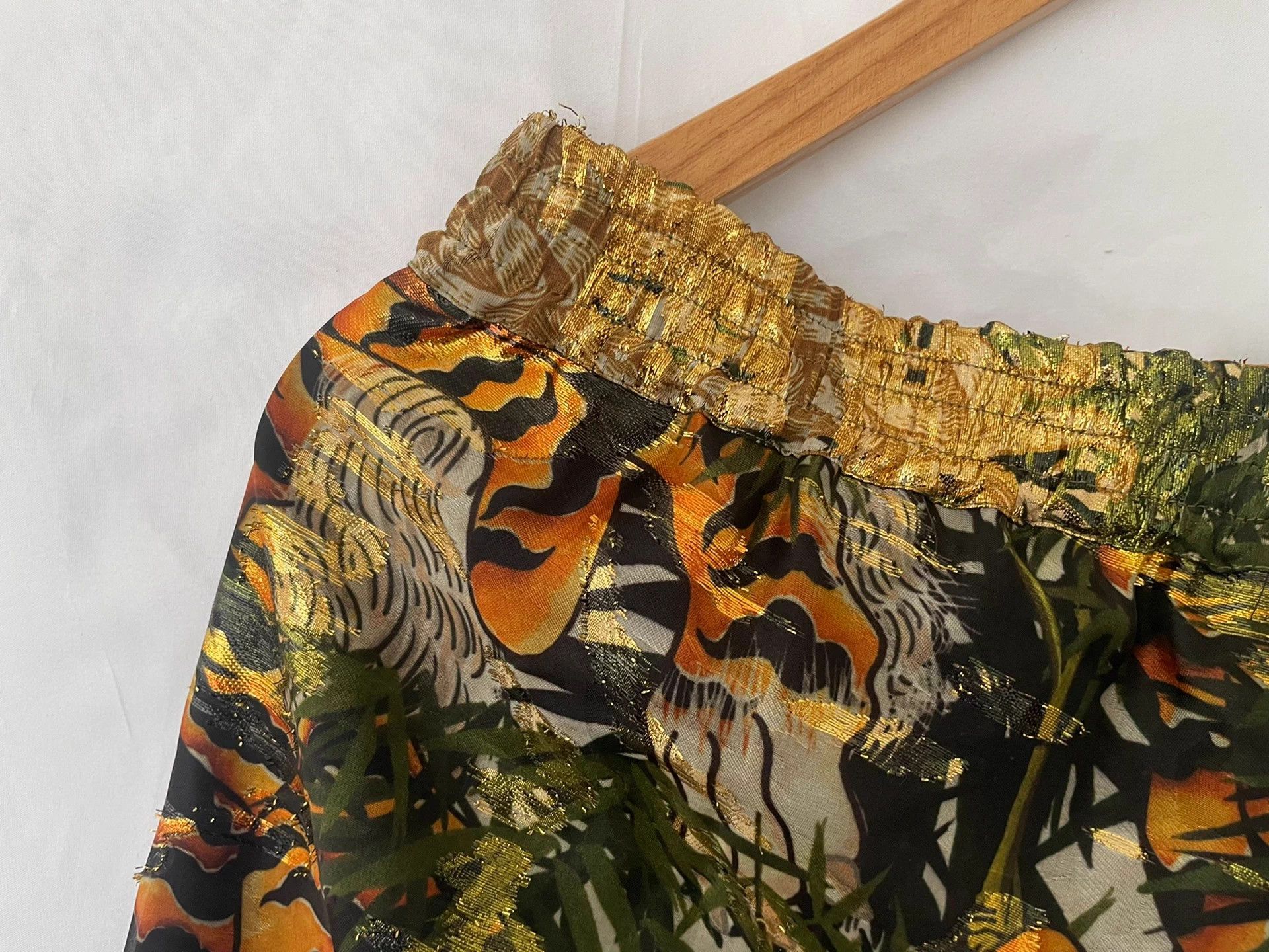 Dsquared2 Dsquared2 20ss Bamboo Tiger Shorts Size US 32 / EU 48 - 4 Thumbnail