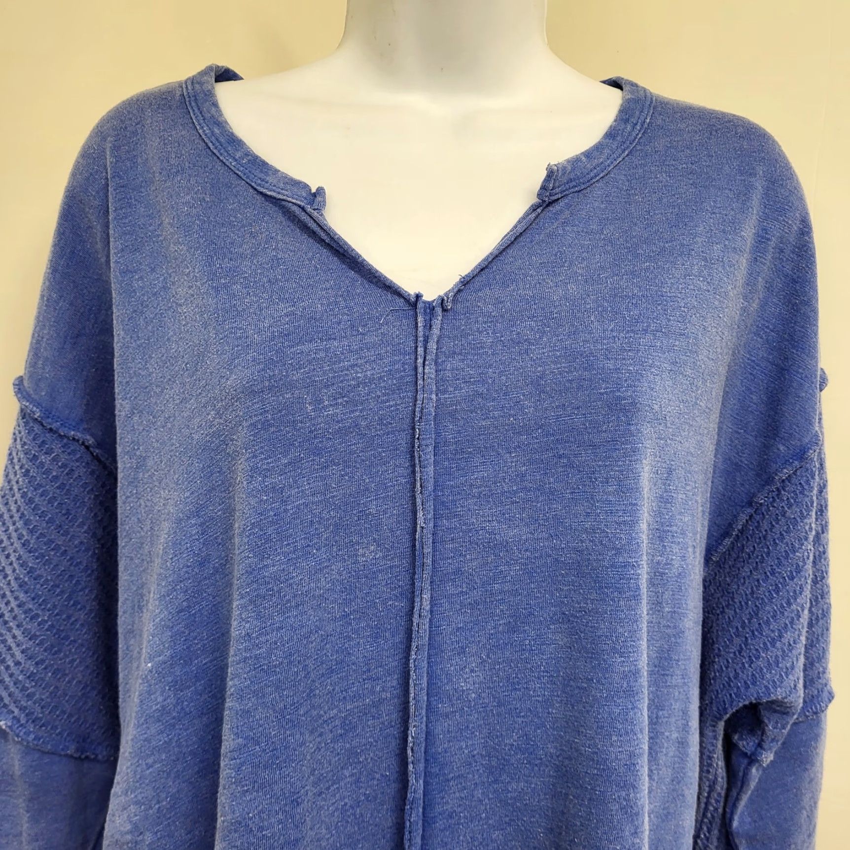 Olive Live ♡ Well Lifestyle Sweater Women's Large Blue Long Sleeve Pullover Soft Knit Fleece Tunic Size L / US 10 / IT 46 - 2 Thumbnail