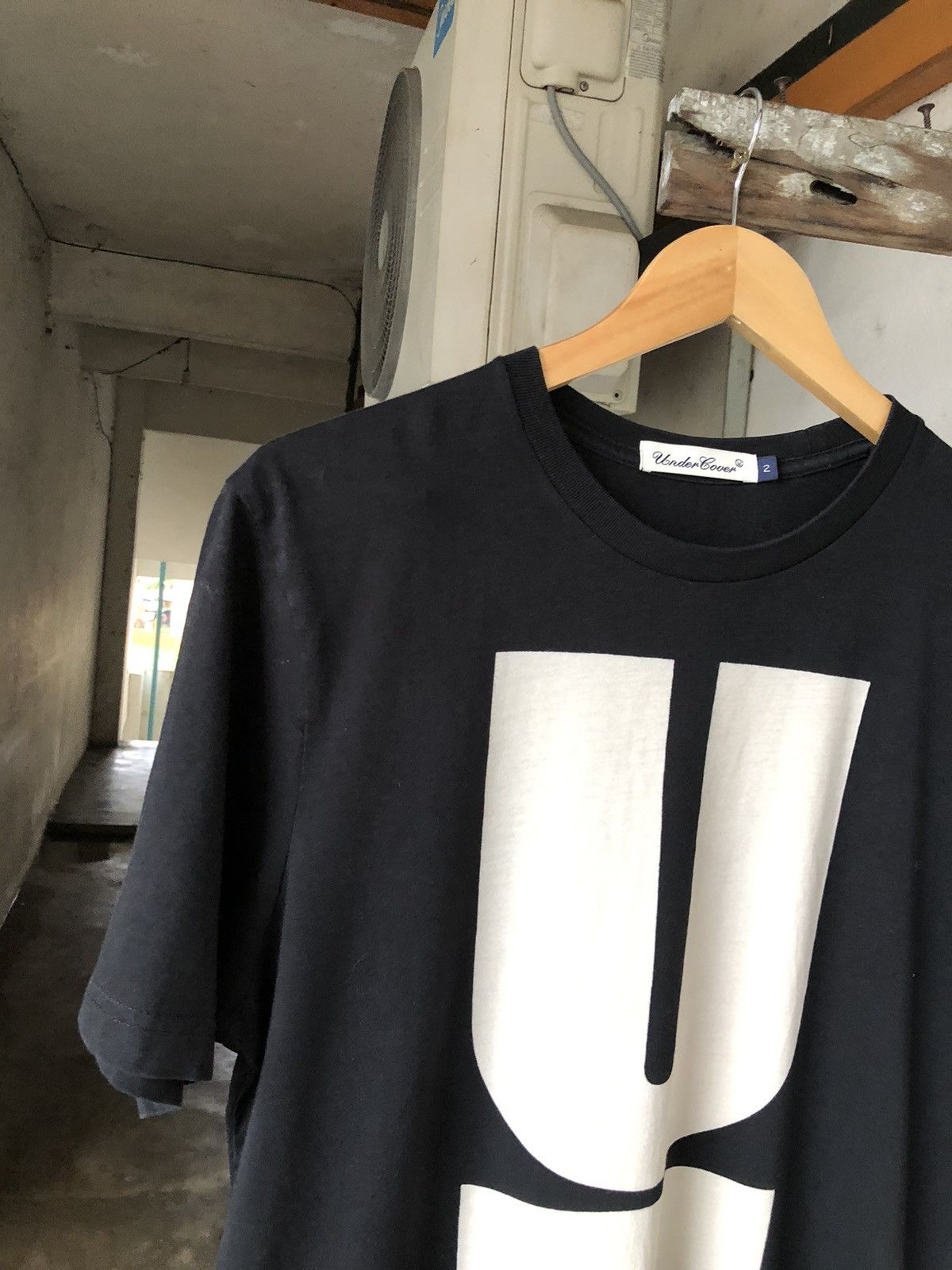 Undercover 🥷 Undercover Jun Takashi Big U Logo Tshirt Size US M / EU 48-50 / 2 - 4 Thumbnail