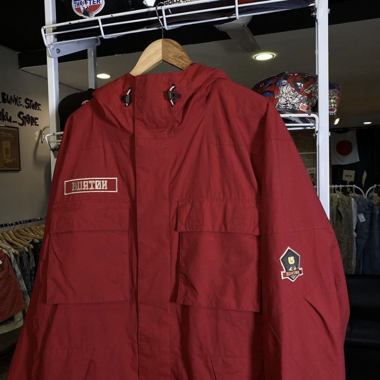 Burton Burton Ronin multi-pocket red snowboarding jackets Size US L / EU 52-54 / 3 - 4 Thumbnail
