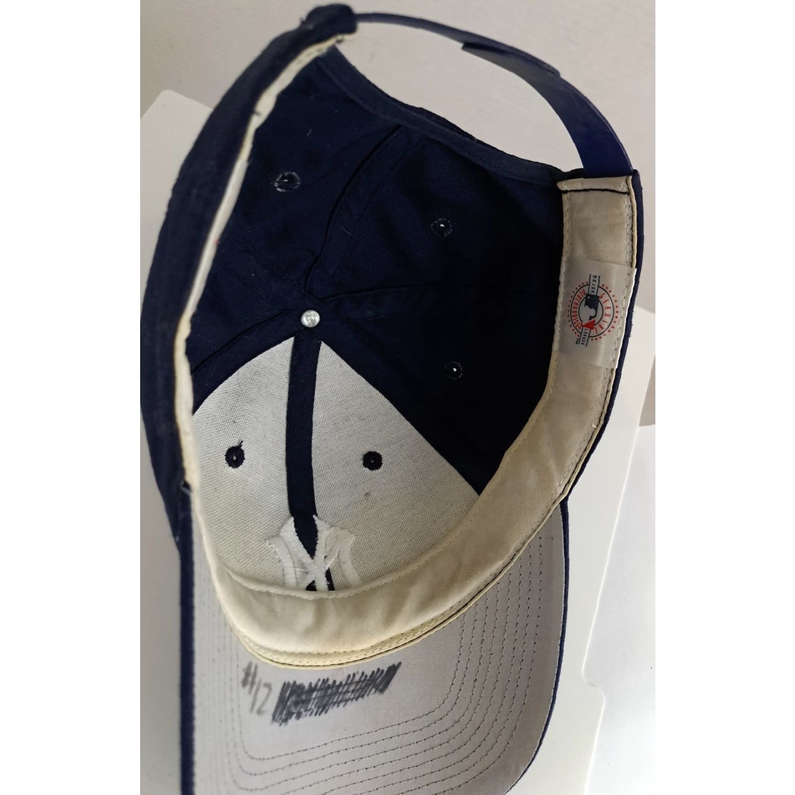 MLB VINTAGE Outdoor Cap Baseball Hat Adjustable MLB New York Yankees Unisex Adults Blue Cotton Canvas Adjustable Cap Era 90s Size ONE SIZE - 6 Thumbnail