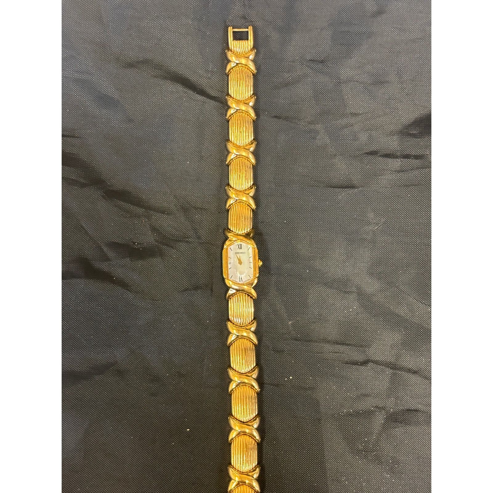 Seiko RARE Vintage Seiko 2E20-7389 MOP Gold Tone Womens Watch! Size ONE SIZE - 9 Thumbnail