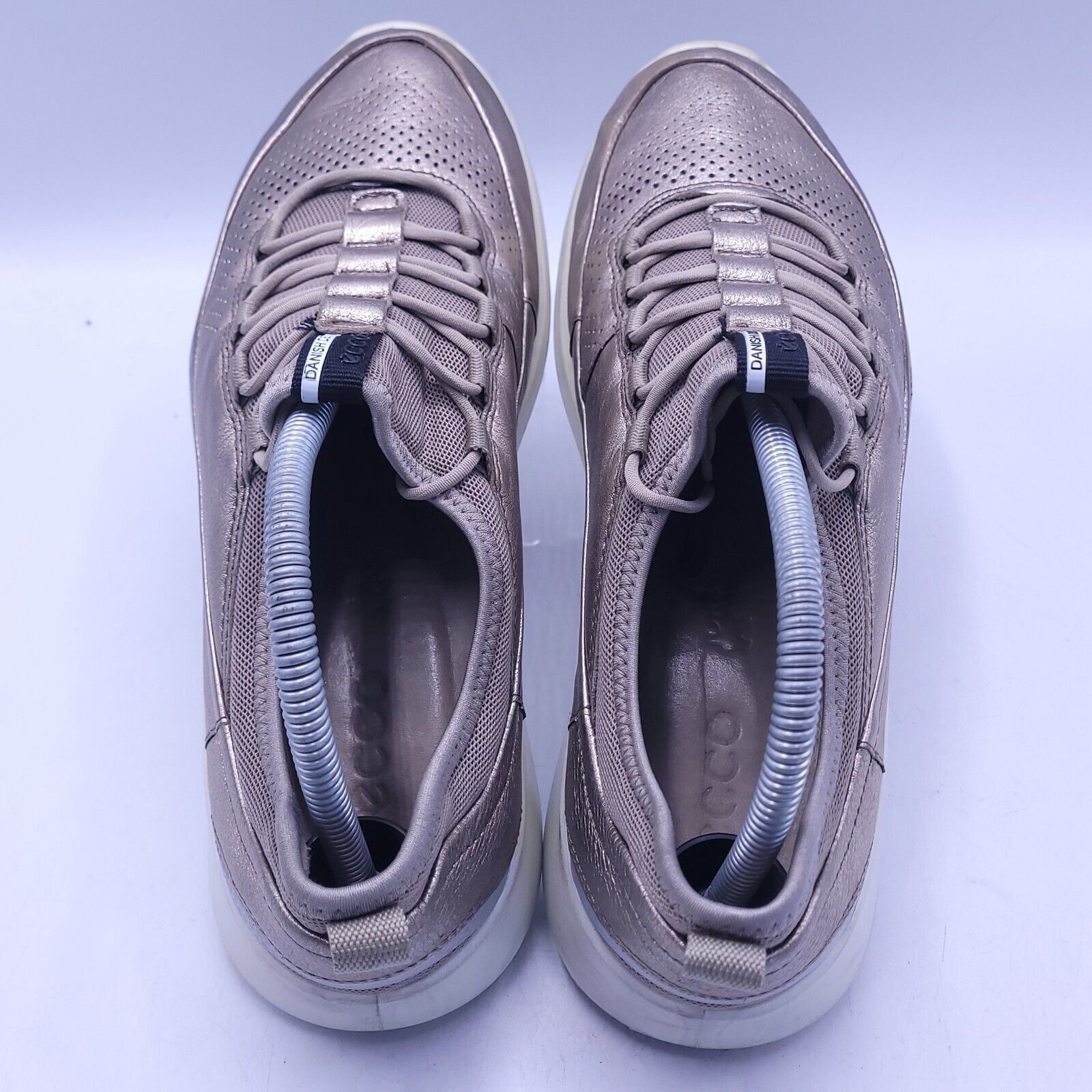Ecco Ecco Outdoor Sneaker Shoe Womens Size 10.5 41 Silver White Size US 10.5 / IT 40.5 - 4 Thumbnail