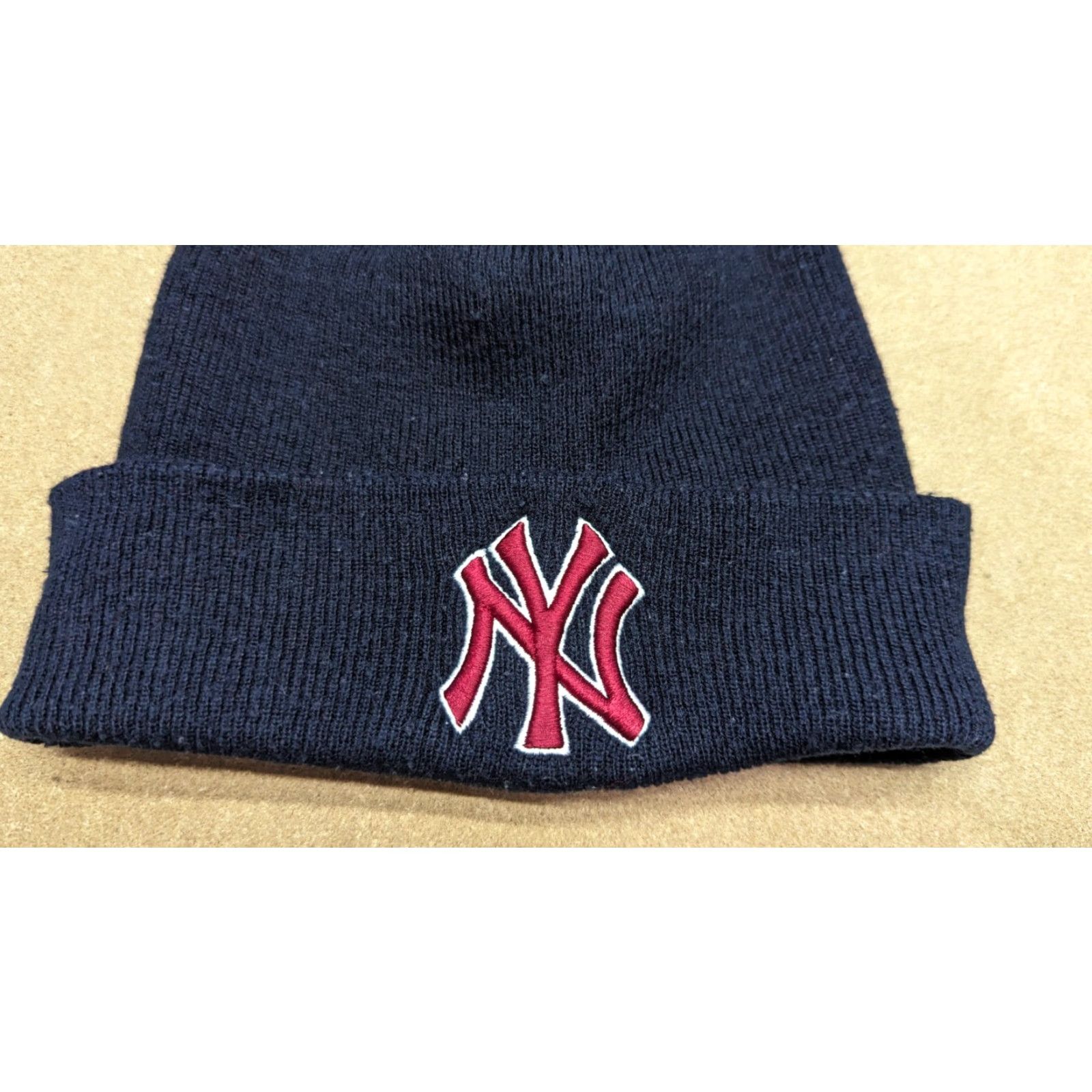 New Era VINTAGE New Era Black Yankees Beanie Hat Mens One Size MLB Embroider Size ONE SIZE - 2 Thumbnail