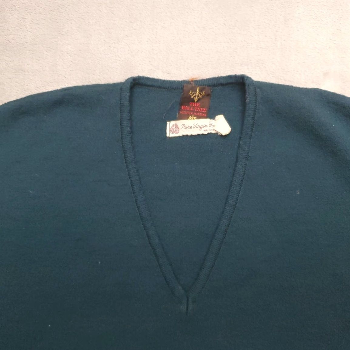 Vintage VINTAGE True Vintage Sweater Mens L Green Pure Virgin Wool Preppy V-neck The Hall Tree Shirt Mens L Green Wool Pullover Knit Pockets 90s Grunge Retro Size US L / EU 52-54 / 3 - 5 Thumbnail