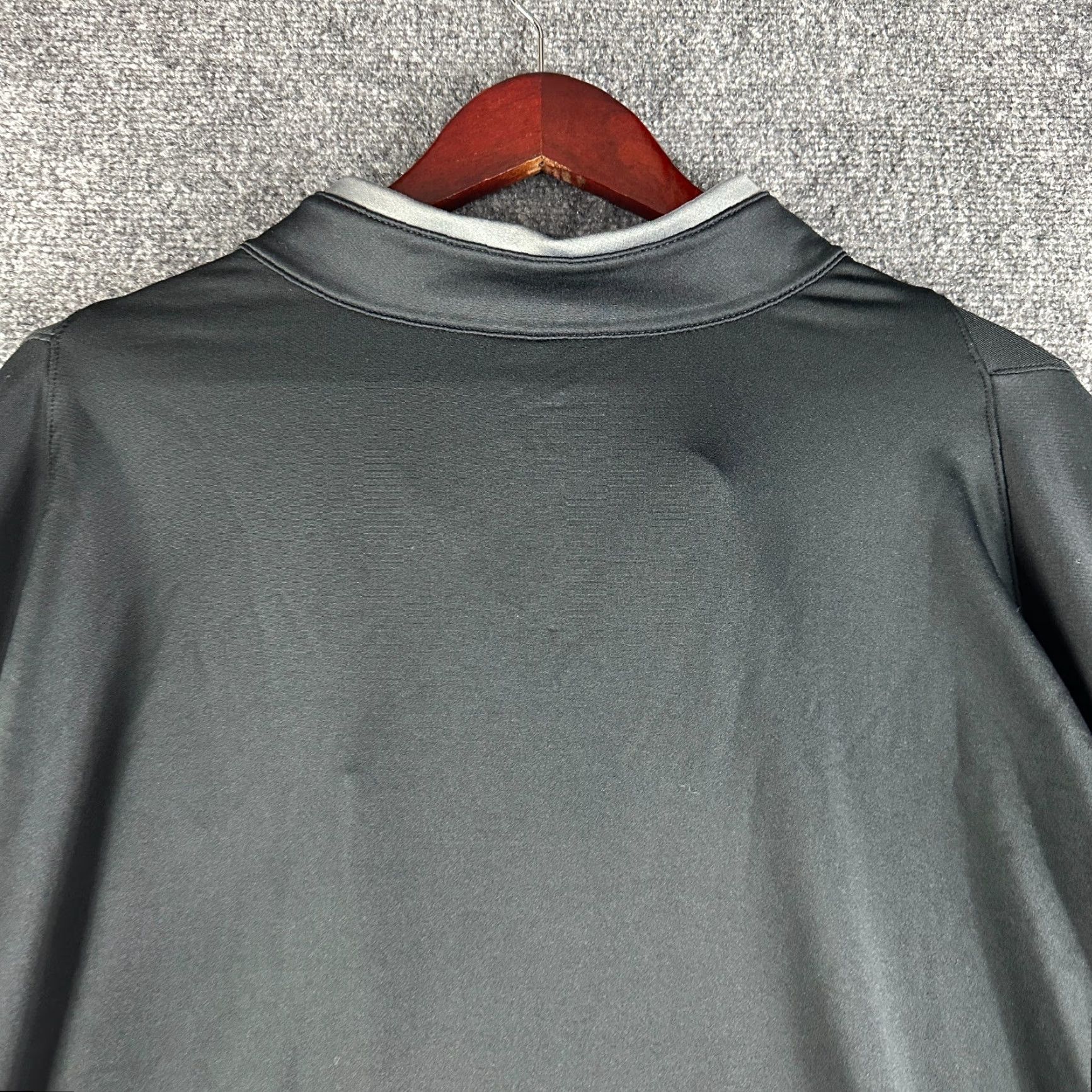 Nike Nike Mens XL 1/4 Zip Pullover Black Gray Stretch Long Sleeve Logo Casual Activewear Modern Classic Fit Regular Sleeves Men XL Black Size US XL / EU 56 / 4 - 7 Thumbnail