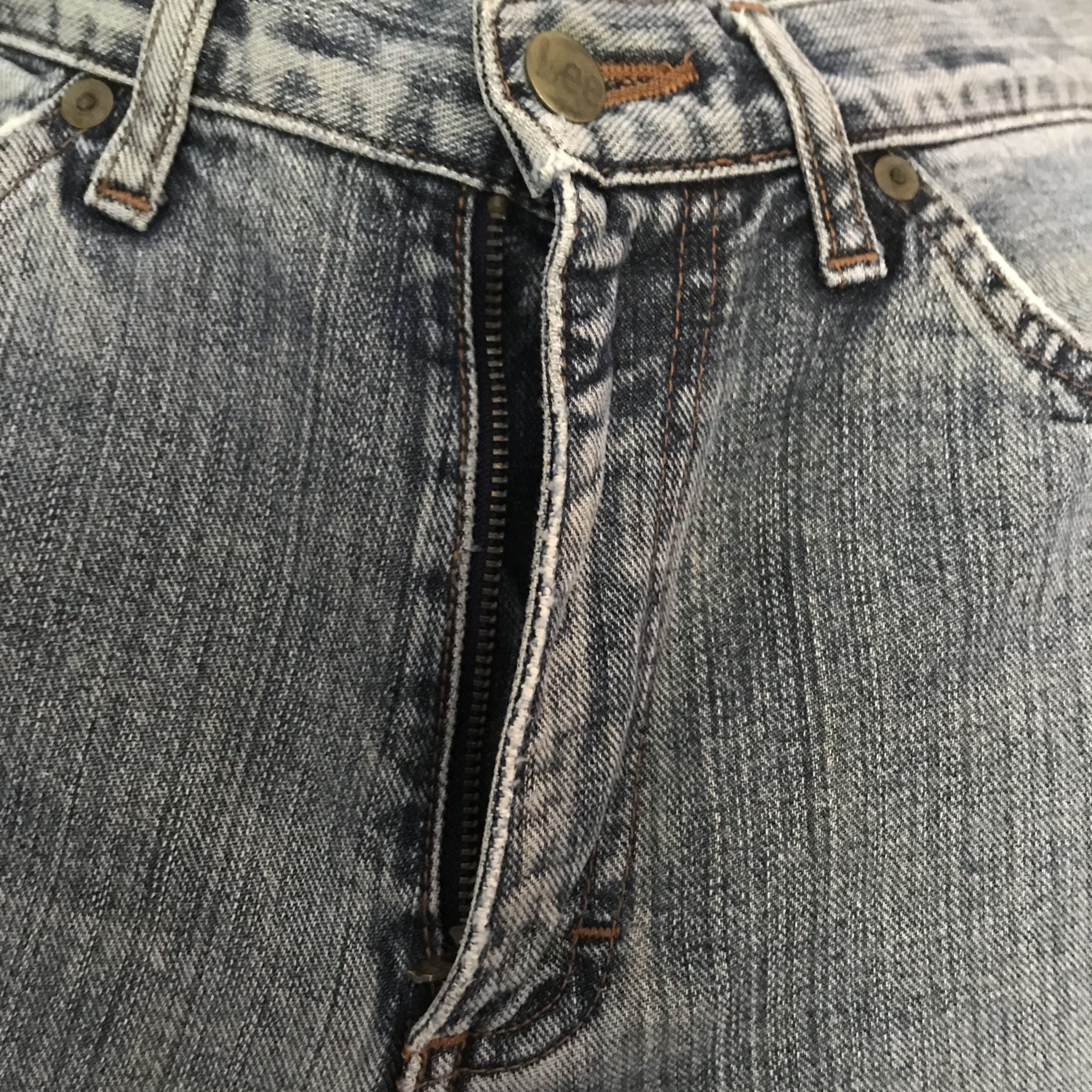 Lee Vintage 90s Lee Light Wash Faded Blue Straigh Flare Size US 29 - 7 Thumbnail