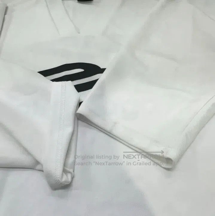 Balenciaga Balenciaga Skiwear V-Neck Long Sleeve T-Shirt. Size US XS / EU 42 / 0 - 3 Thumbnail