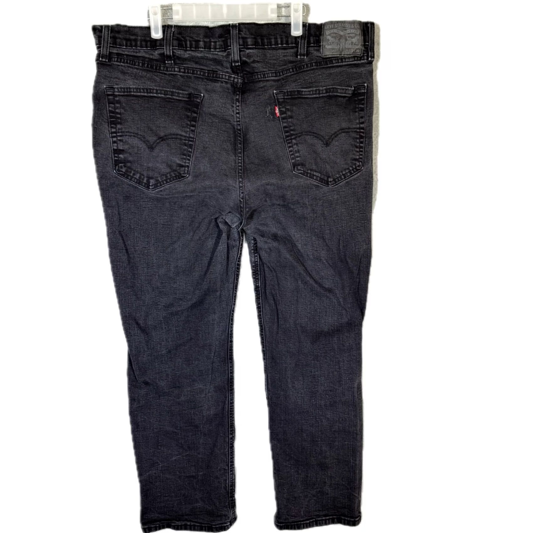 Levi's VINTAGE? No. Levi’s 541 Men’s Jeans 42 x 30 Black Denim Stretch Mid-Rise Straight Leg Size US 42 / EU 58 - 2 Thumbnail