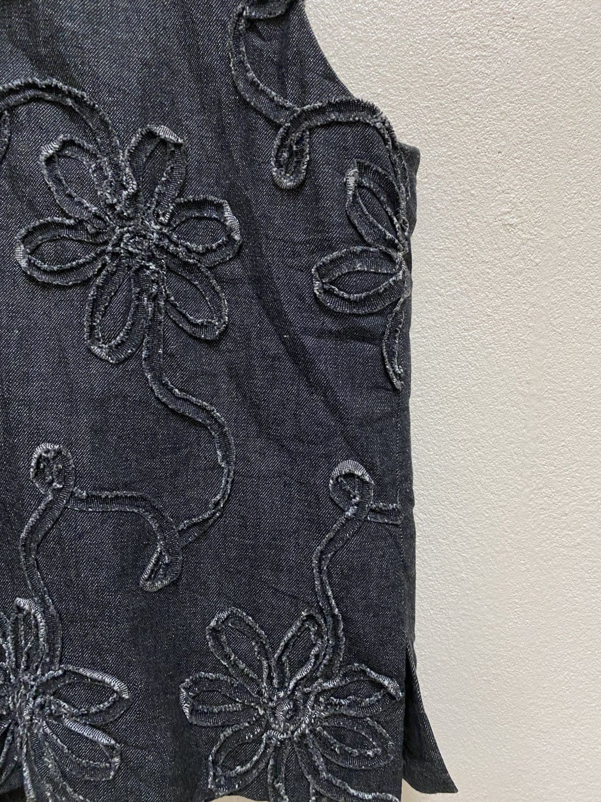 Beauty Beast Avant-Garde Floral Embroidered Denim Vest Japanese Style Size US M / EU 48-50 / 2 - 7 Thumbnail