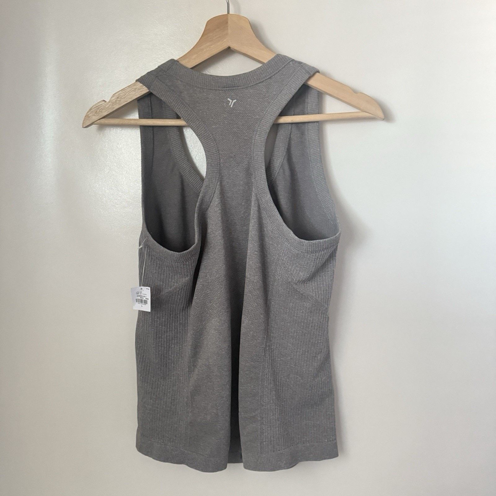 Old Navy Old Navy Active Seamless Go Dry Gym Yoga Running Tank Size L / US 10 / IT 46 - 2 Thumbnail