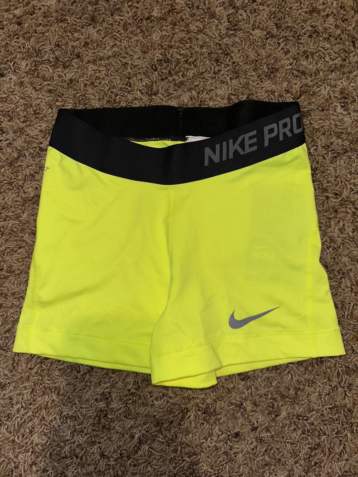 Nike Nike Women's Dri-Fit Pro 3 Big Dot Training Shorts Size 26" / US 2 / IT 38 - 1 Thumbnail