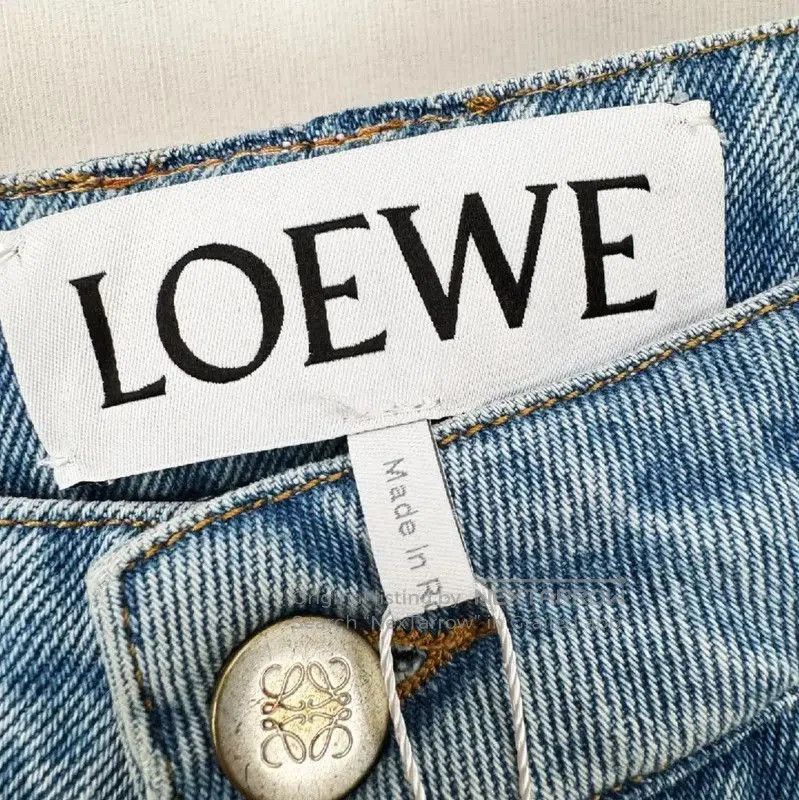Loewe Loewe Spring Autumn Light Blue Women's Jeans . Size 23" - 3 Thumbnail
