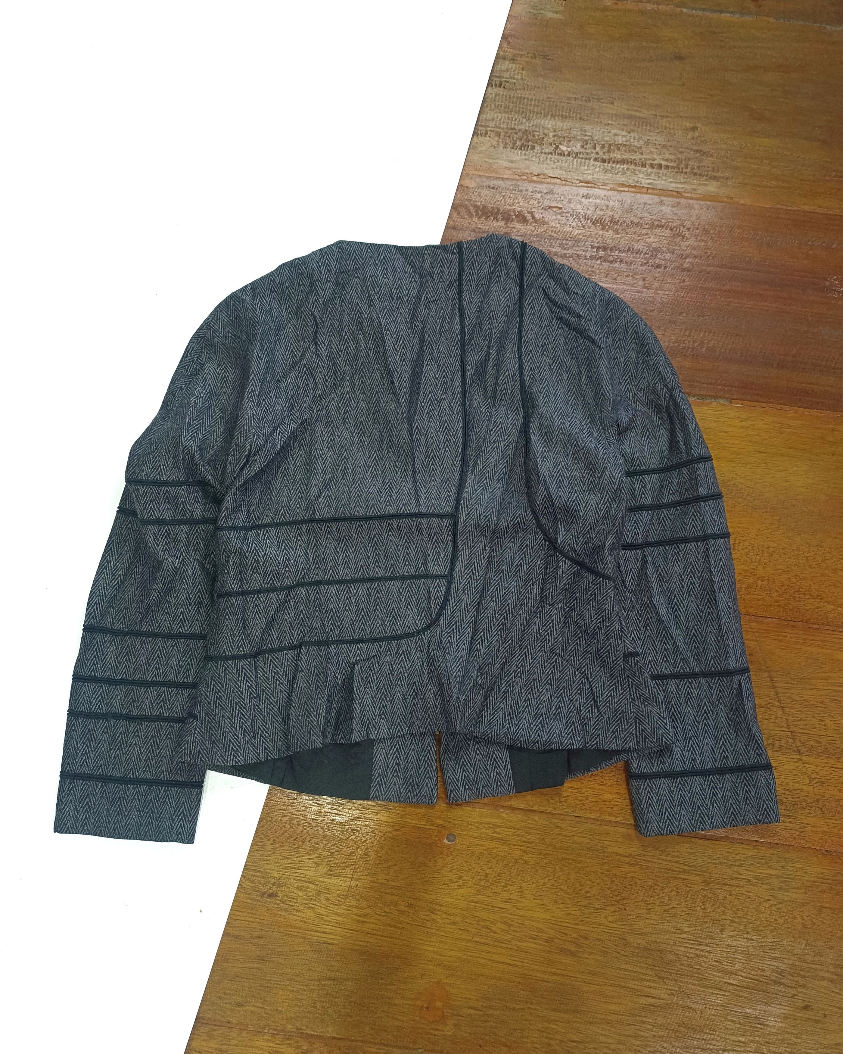 Salvatore Ferragamo Blazer Salvatore Ferragamo Size M / US 6-8 / IT 42-44 - 2 Thumbnail