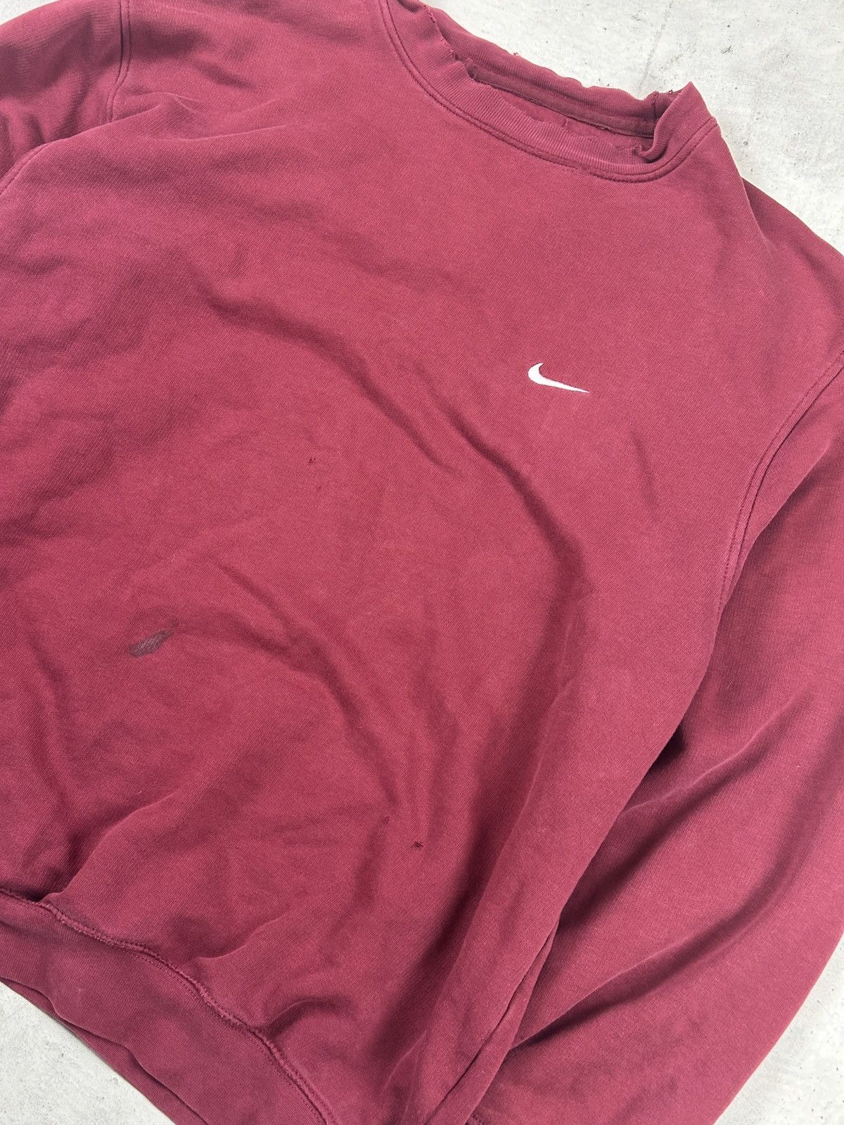 Nike × Vintage Vintage Nike Burgundy Crewneck Size US L / EU 52-54 / 3 - 3 Thumbnail
