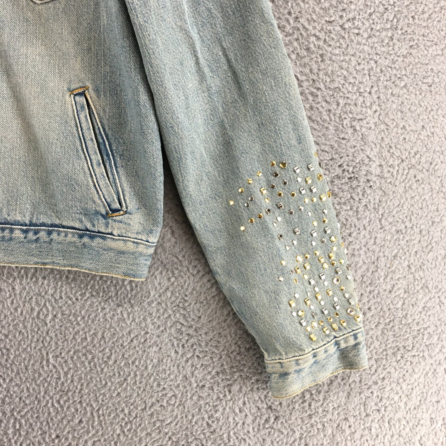 Express Express Jeans Cropped Denim Jacket Womens L Blue Cotton Button Up Front Pockets Size 36" / US 14 / IT 50 - 3 Thumbnail