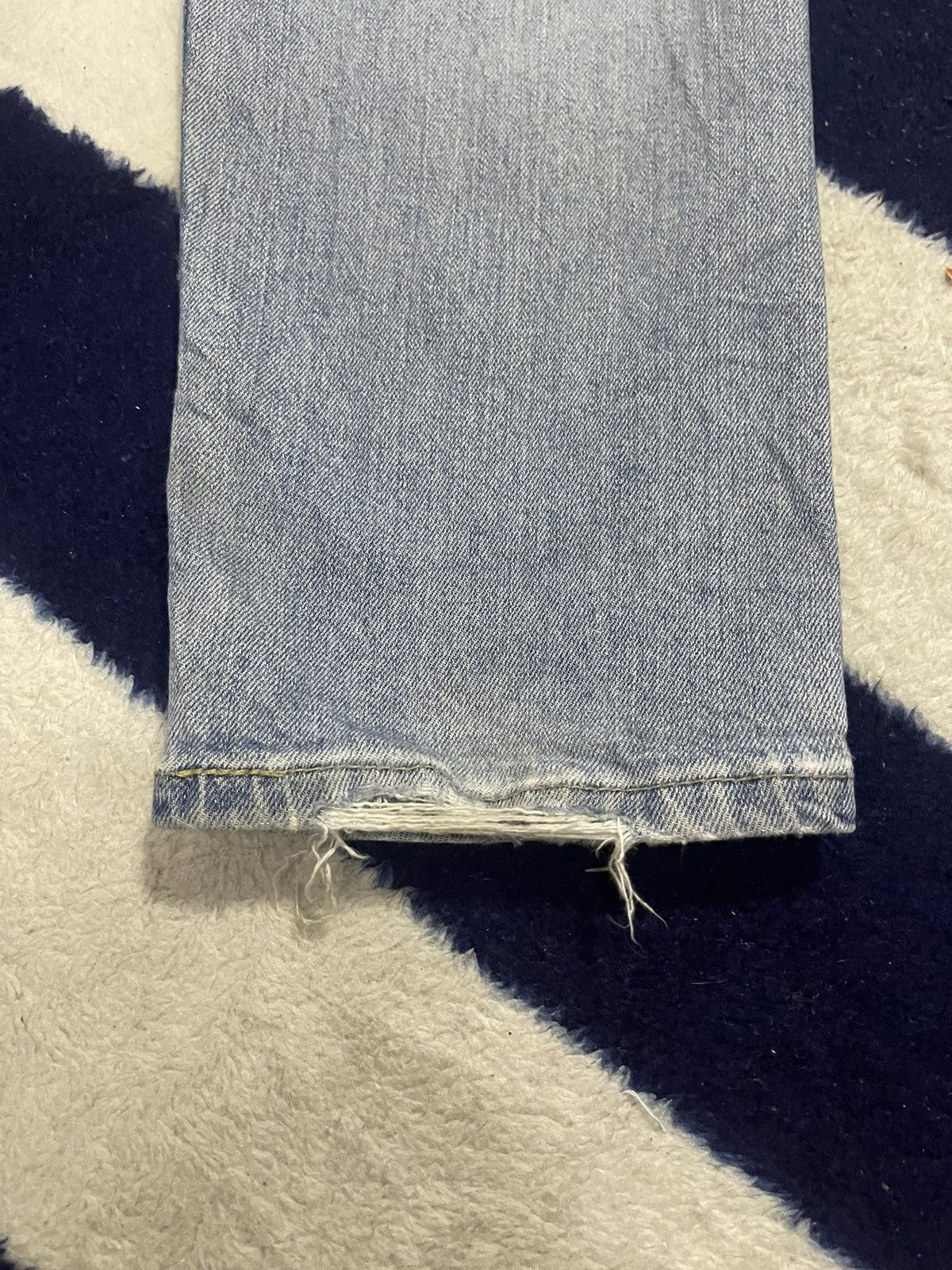 Levi's Levi’s Lot 502 Distressed Jeans (14) Size US 31 - 9 Thumbnail