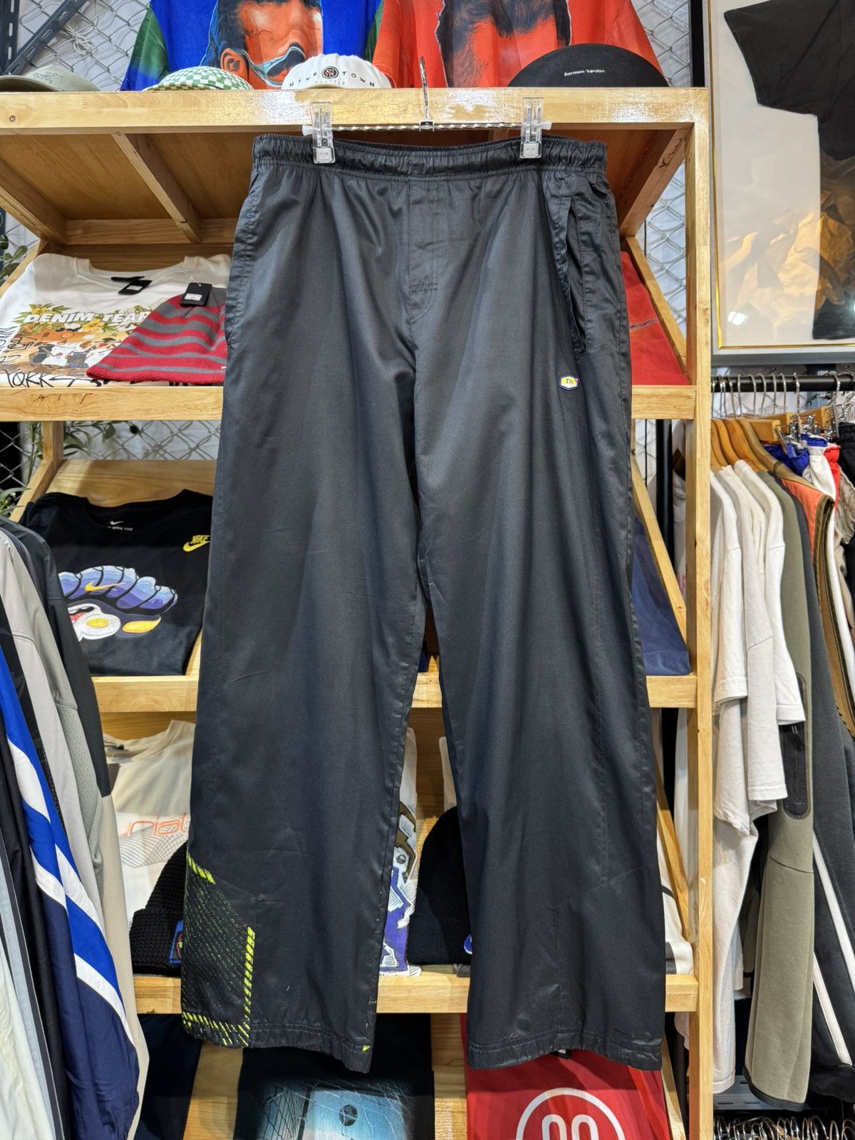Adidas Vintage Nike Tuned Air 00’s Track Pants Size US 36 / EU 52 - 1 Thumbnail