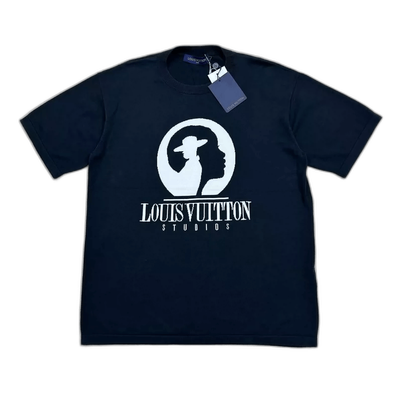 Louis Vuitton Louis Vuitton Logo Short Sleeve T-Shirt Size US XL / EU 56 / 4 - 1 Thumbnail