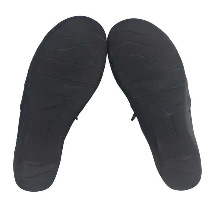 clarks slip ons womens