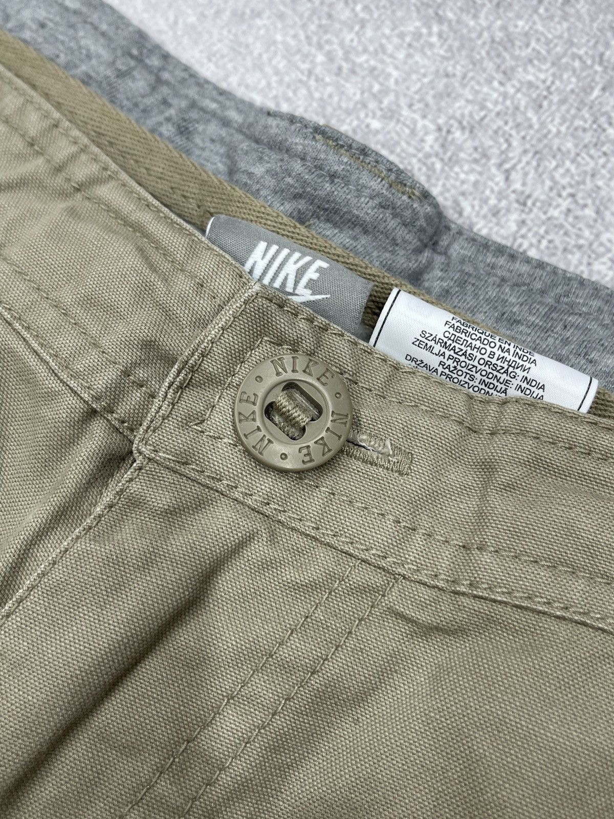 Nike Vintage Nike Cargo Pants Beige Drill Y2K TECH ACG TN Size US 36 / EU 52 - 9 Thumbnail
