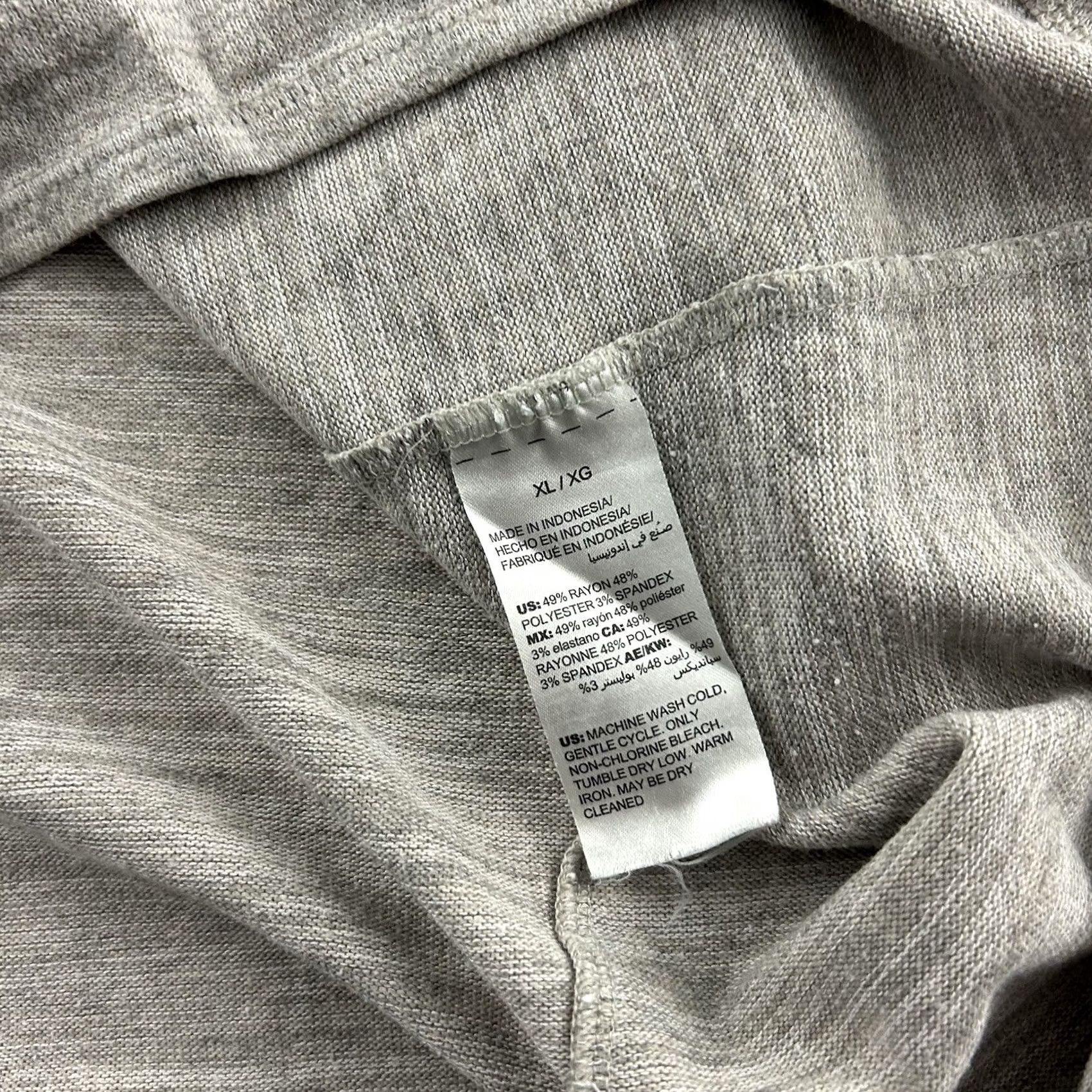 Vintage Soma Short Sleeve Casual Top Women's XL Gray Shirt T-Shirt Womens XL Gray SOMA Short Sleeve Casual Top Size XL / US 12-14 / IT 48-50 - 5 Thumbnail