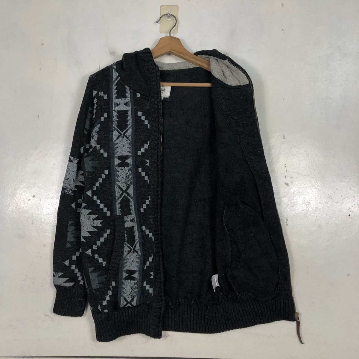 Japanese Brand 📌Vintage Billabong Bomber Jacket Fur Hoodie Navajo Aztec Size US M / EU 48-50 / 2 - 14 Thumbnail