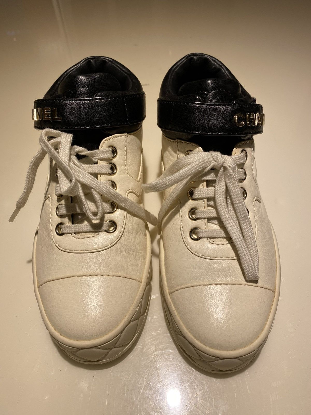 Chanel Chanel Coco Mark Leather Trainers US5.5 Size US 5.5 / IT 35.5 - 3 Thumbnail