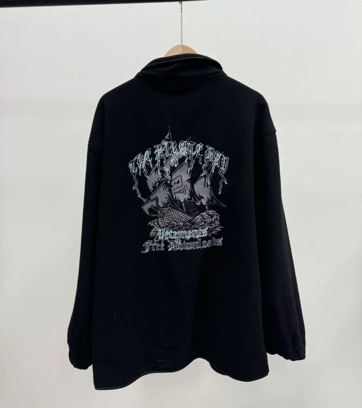 Vetements Vetements 19Fw Zoo Show incognito Parka Archive Hoodie Size US S / EU 44-46 / 1 - 3 Thumbnail