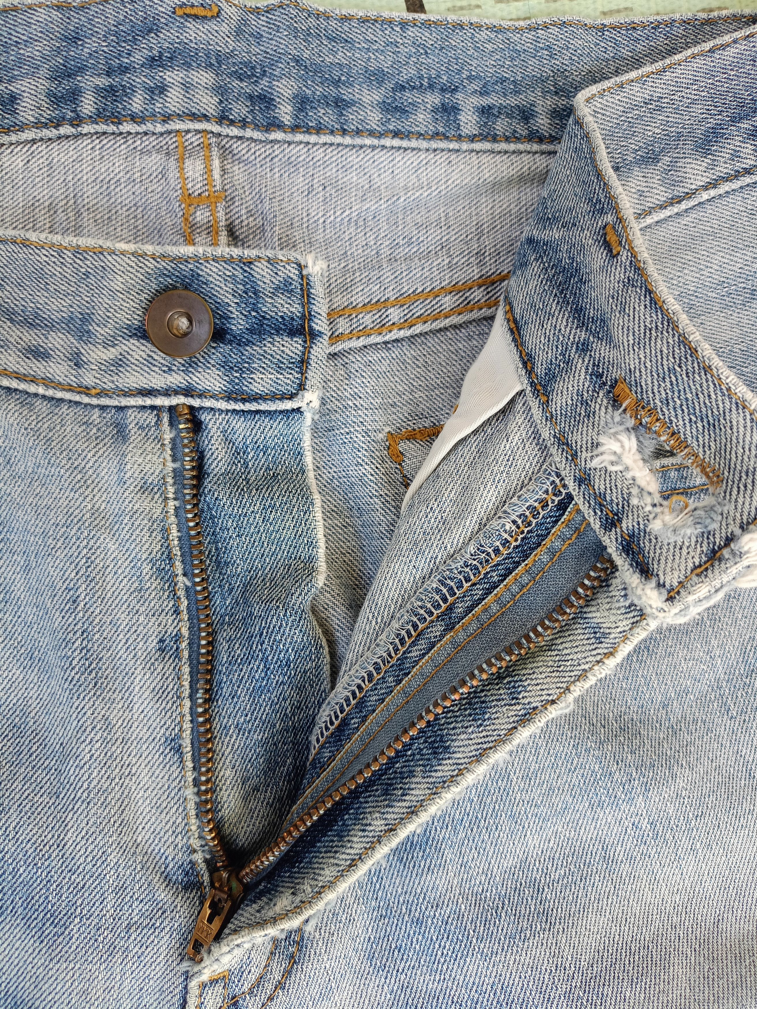 UNIQLO Distressed, Cropped Wide Leg Streetwear Denim