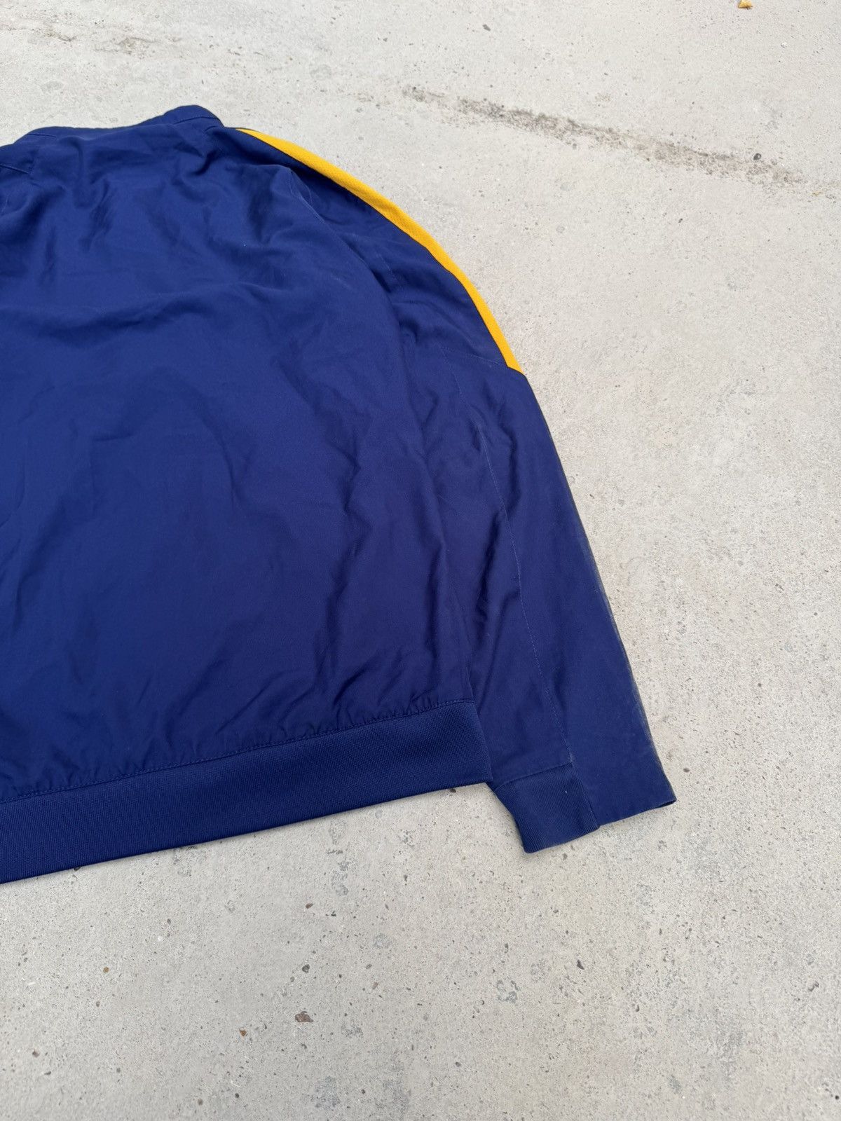 Nike Nike Barcelona 2015-2016 Soccer Zip Jacket Size US S / EU 44-46 / 1 - 9 Thumbnail