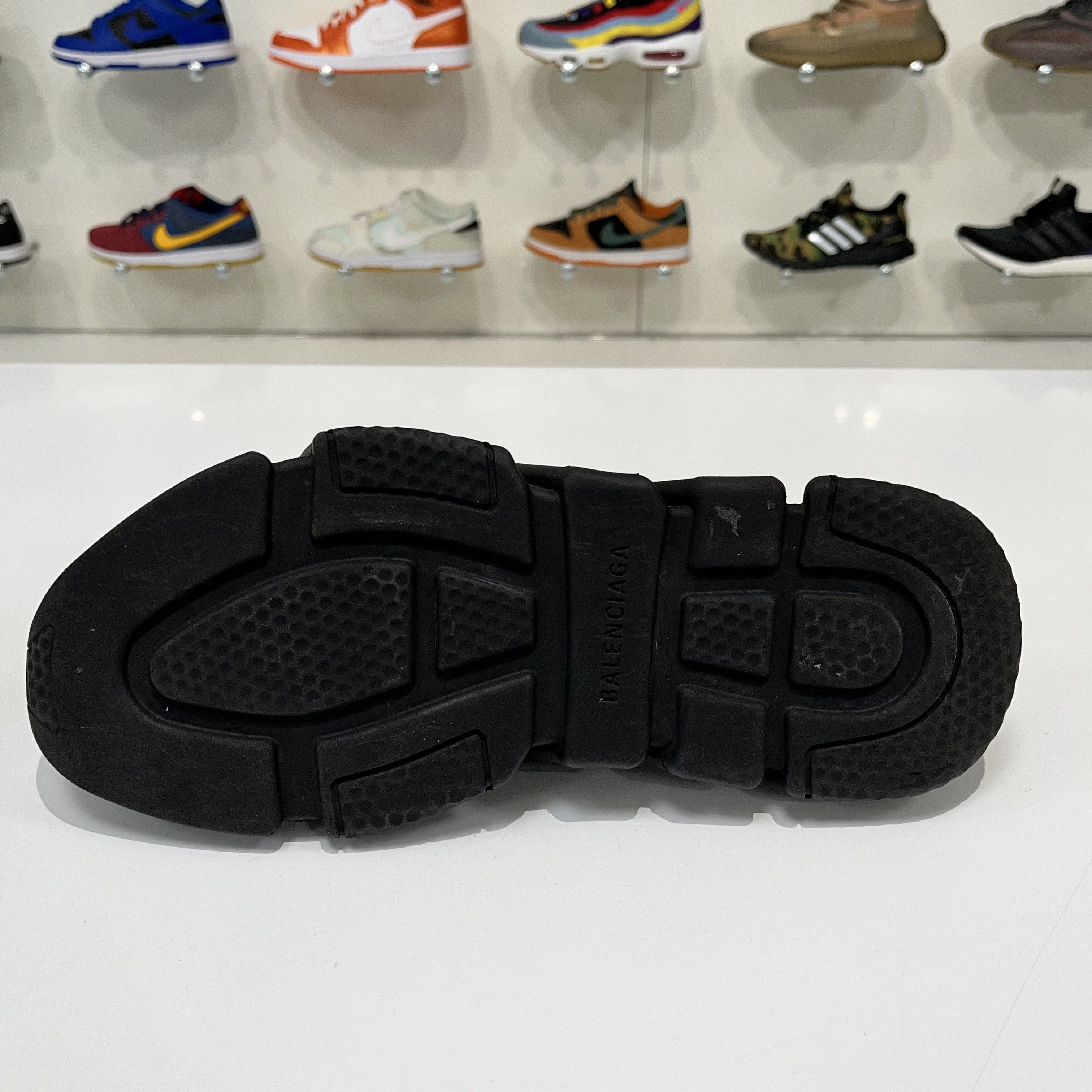 Balenciaga Balenciaga Speed 2.0 Sneakers Black Size US 7 / EU 40 - 12 Thumbnail