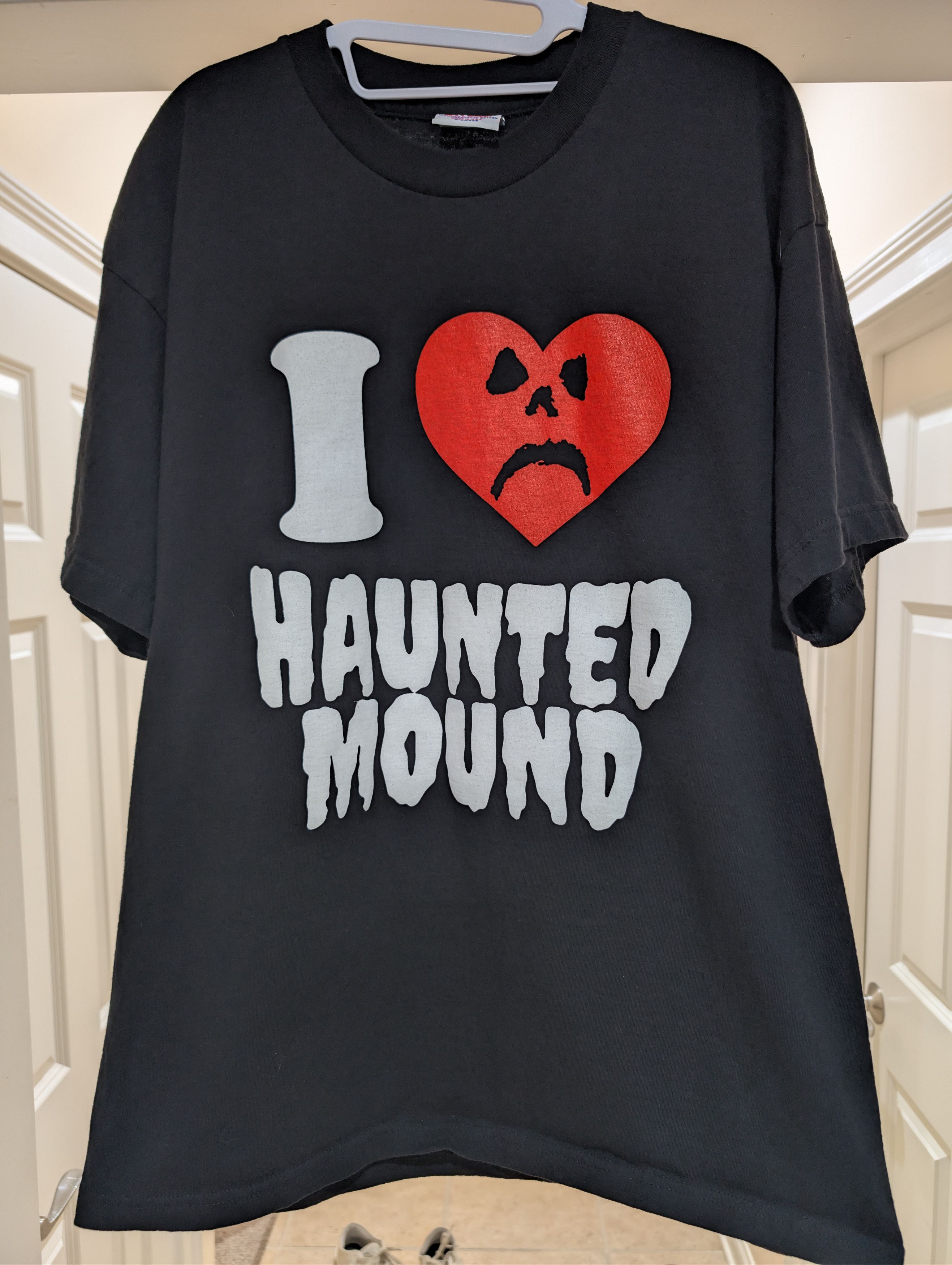 Haunted Mound XL I Love Haunted Mound T-Shirt Size US XL / EU 56 / 4 - 1 Thumbnail