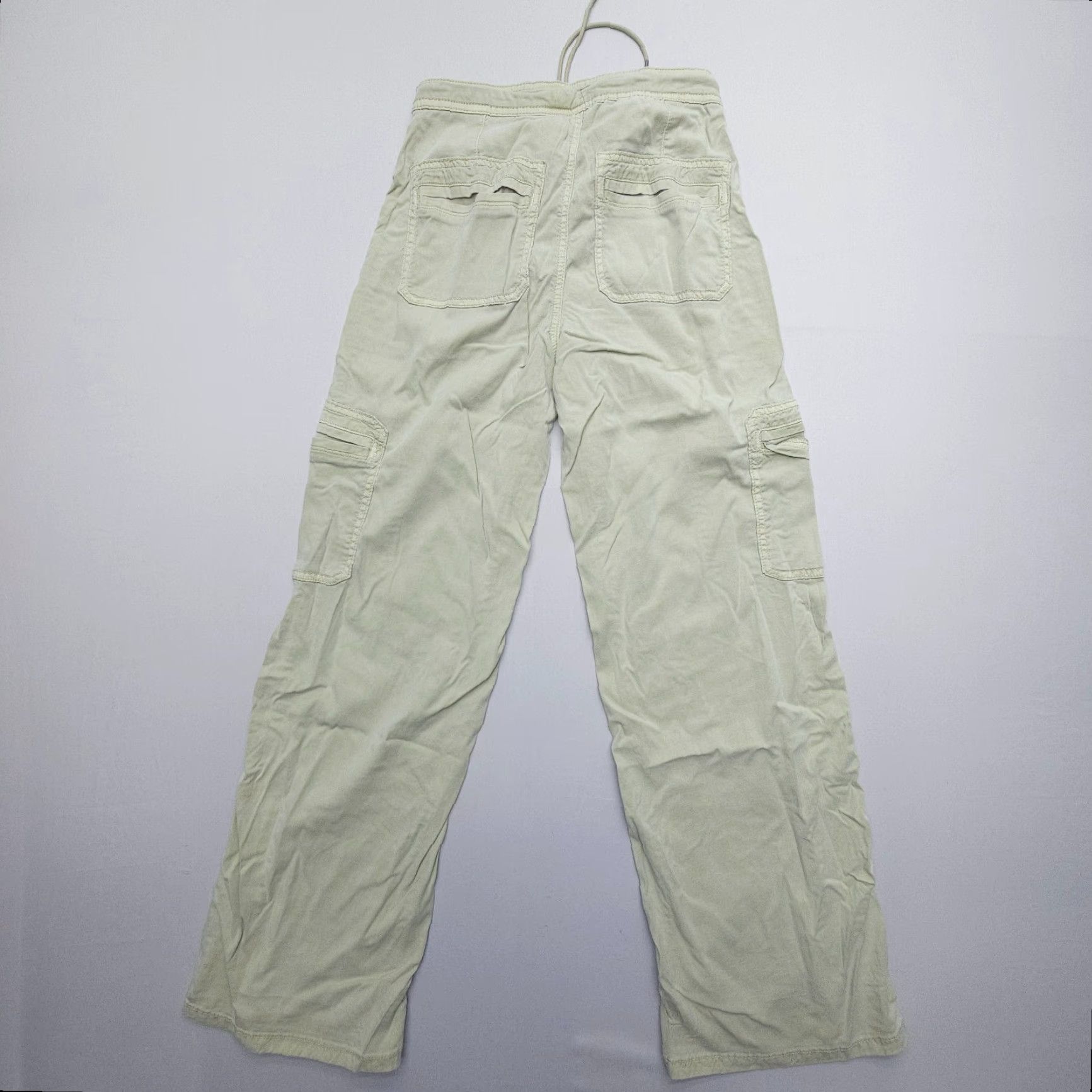 American Eagle Outfitters American Eagle Outfitters Baggy Wide-Leg Cargo Pants Womens 2 Light Green Twill Recreation Casual Size 26" / US 2 / IT 38 - 2 Thumbnail