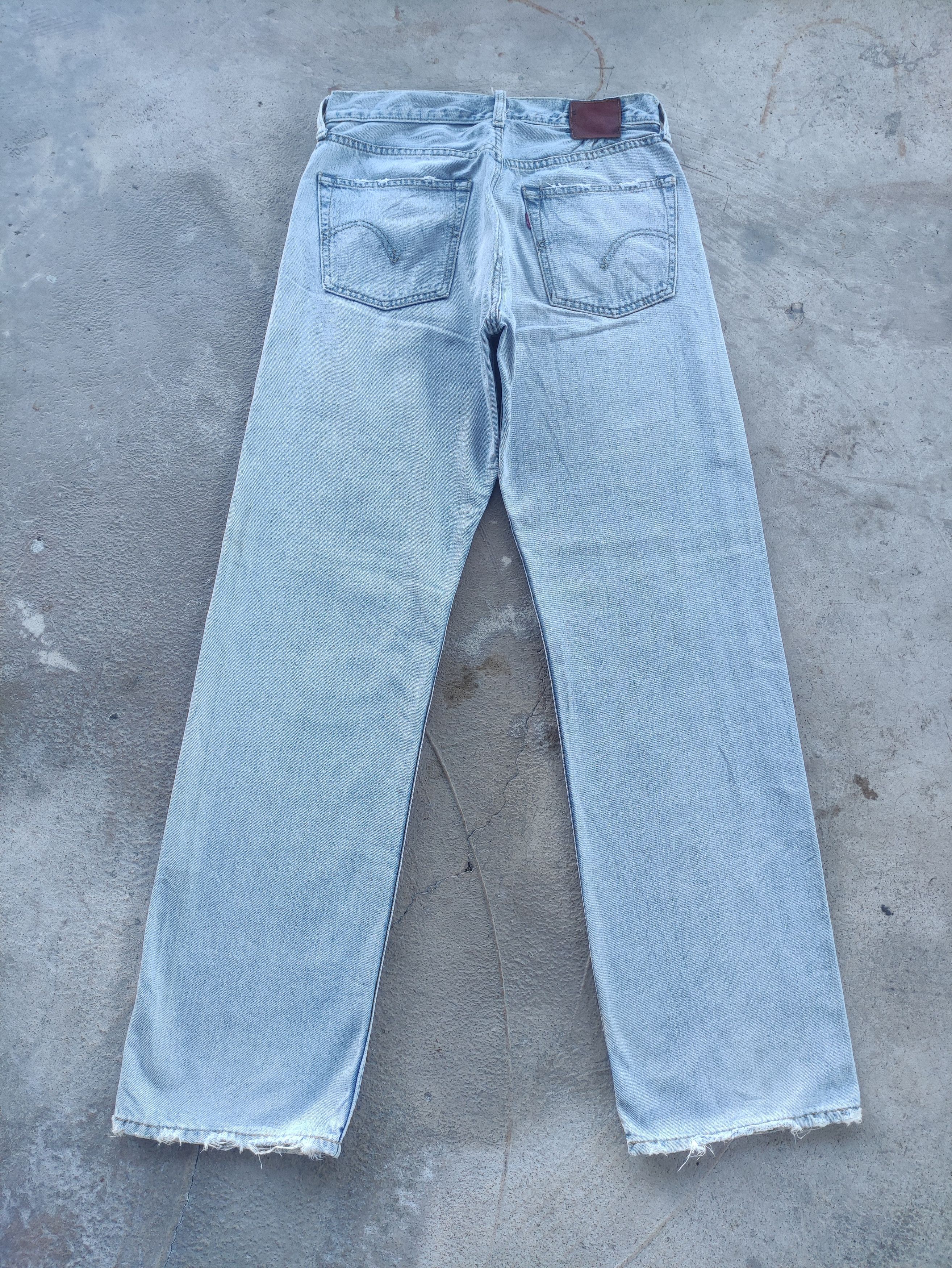 Japanese Brand Vintage Japanese Jean Distressed Faded Denim Size US 31 - 9 Thumbnail