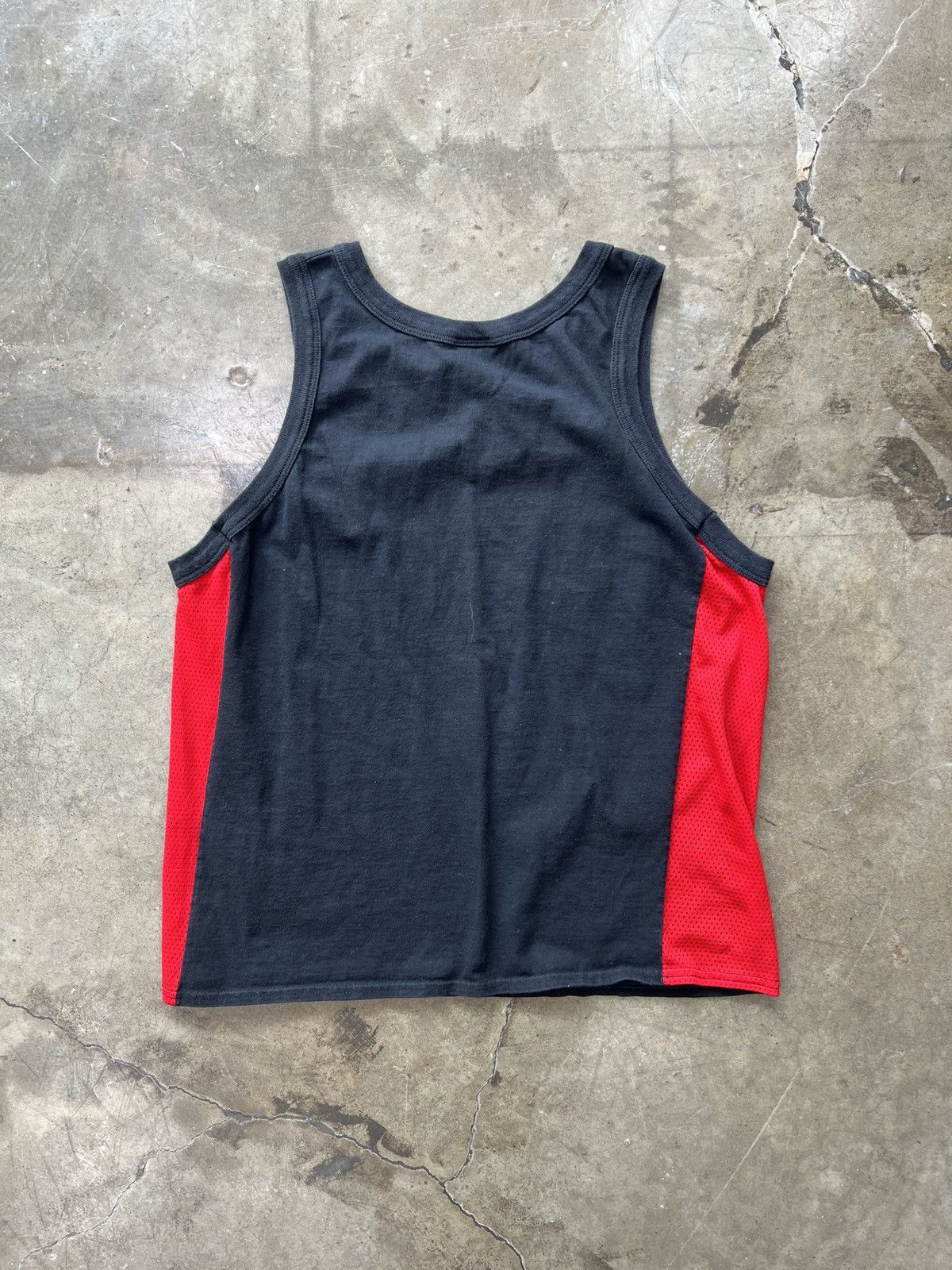 NBA × Vintage Vintage Chicago Bulls Mesh Muscle Tank Top Medium Size US M / EU 48-50 / 2 - 4 Thumbnail