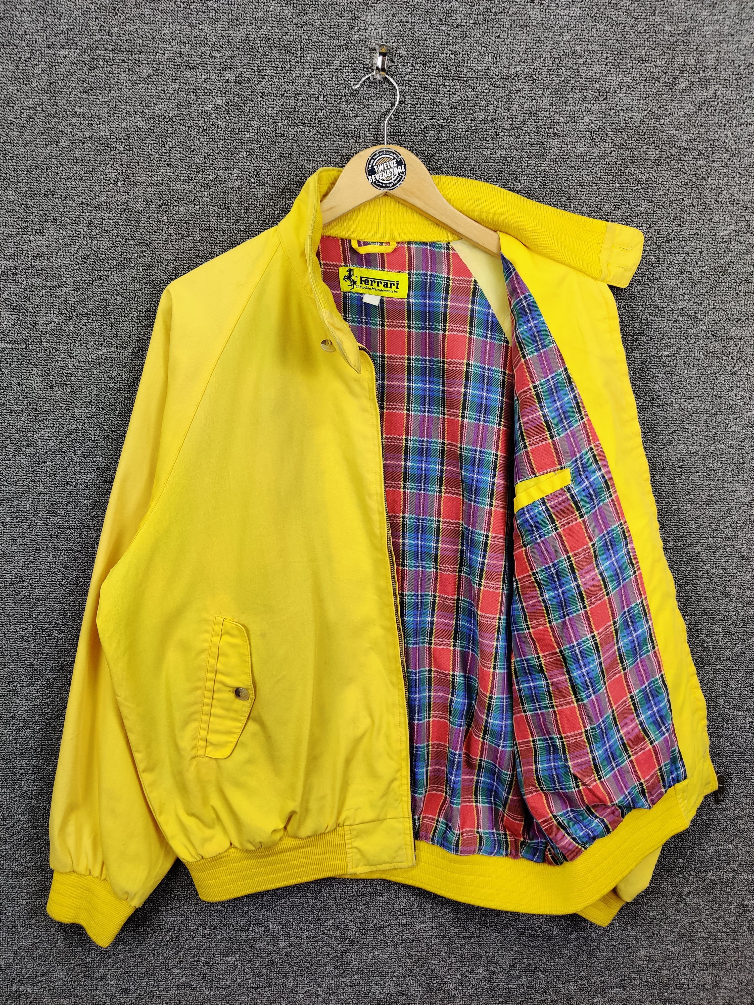 Ferrari Vintage 90s Ferrari Grand Prix Team Racing Jacket Size US L / EU 52-54 / 3 - 7 Thumbnail