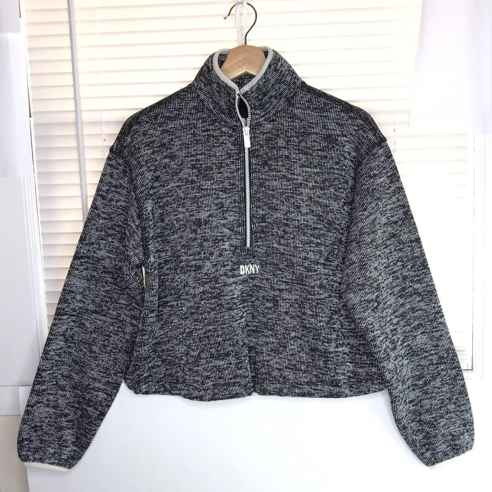 DKNY DKNY Spot Women Crop Sweater XS Fleece Long Sleeve Half-Zip Size XS / US 0-2 / IT 36-38 - 1 Thumbnail
