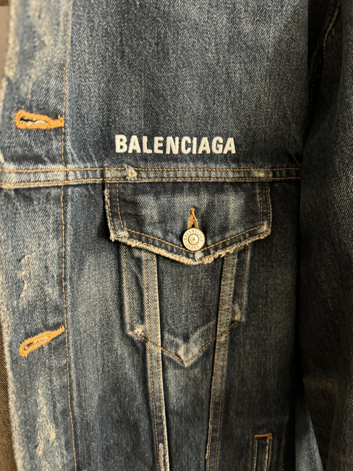 Balenciaga Balenciaga Denim Jacket Size US L / EU 52-54 / 3 - 5 Thumbnail