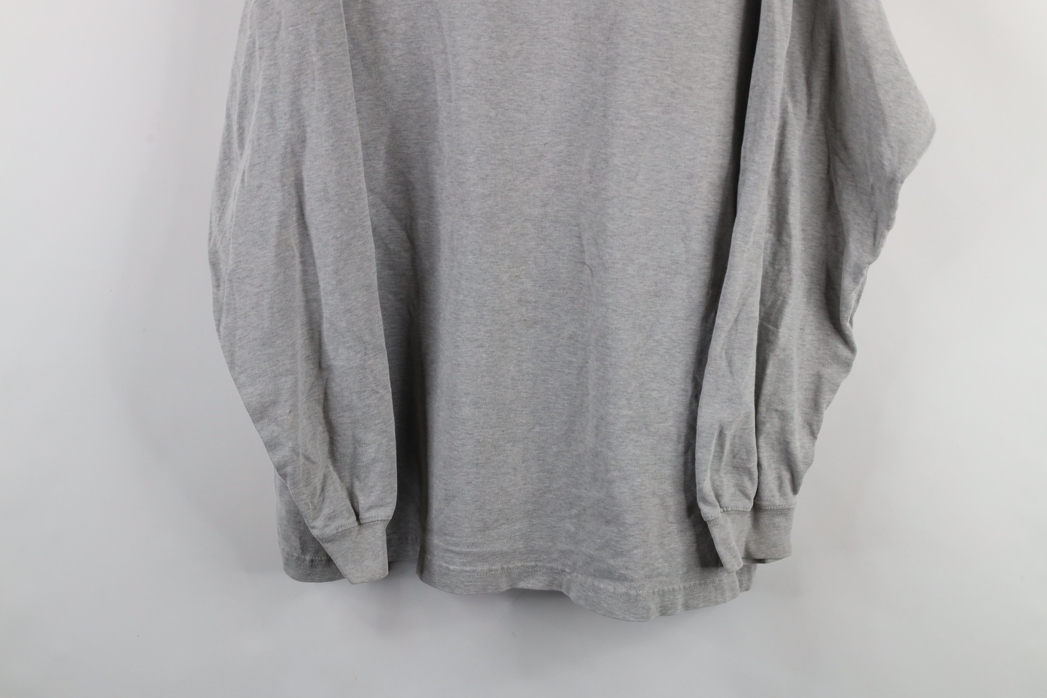 Eddie Bauer Vintage 90s Eddie Bauer Distressed Mock Neck T-Shirt Gray Size US M / EU 48-50 / 2 - 3 Thumbnail