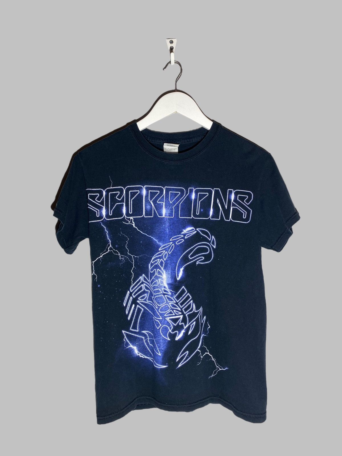 Band Tees Vintage 00s Scorpions Sting In The Tail Band Graphic Tee Y2k Size US S / EU 44-46 / 1 - 1 Thumbnail