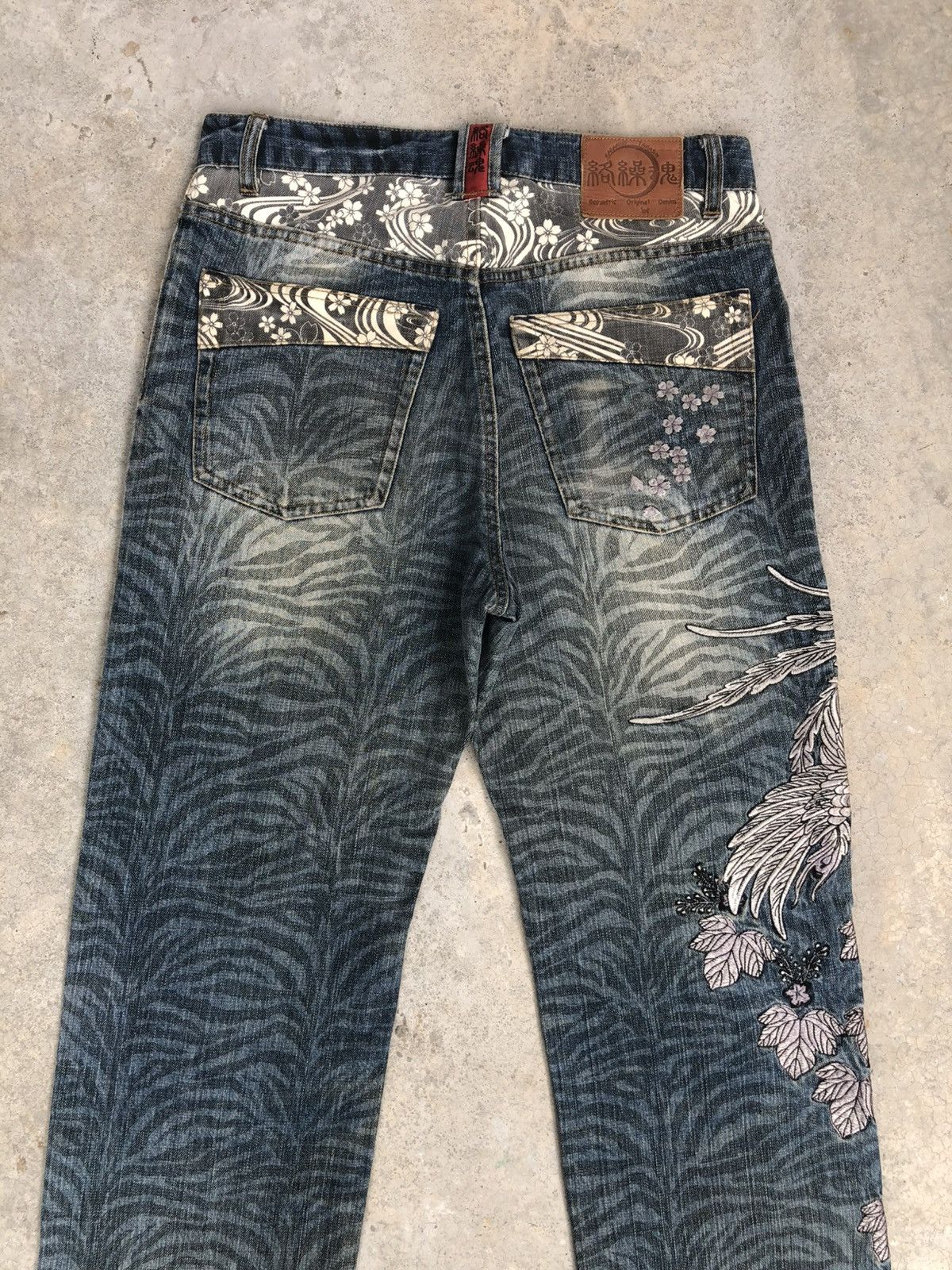 Karakuri Tamashii Karakuri Tamashii Embroidered Phoenix Distressed Size US 32 / EU 48 - 8 Thumbnail