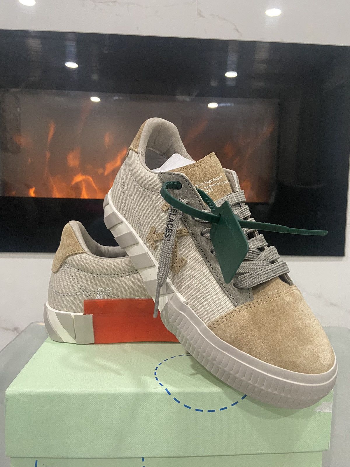 Off-White Off-White Low Vulcanized Sneakers Women’s EU 37 Size US 6.5 / IT 36.5 - 1 Thumbnail