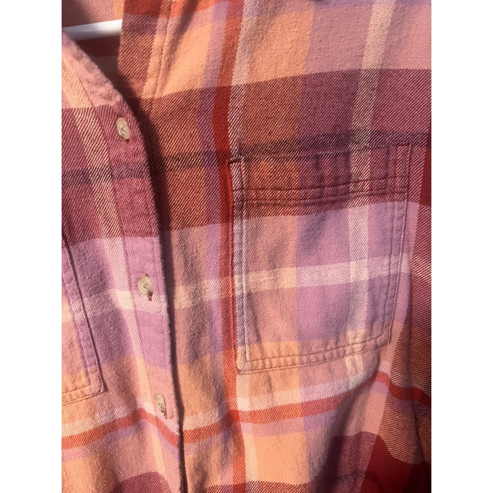 Old Navy Old Navy Flannel Boyfriend Shirt Womens XS Pink Plaid Size XS / US 0-2 / IT 36-38 - 3 Thumbnail